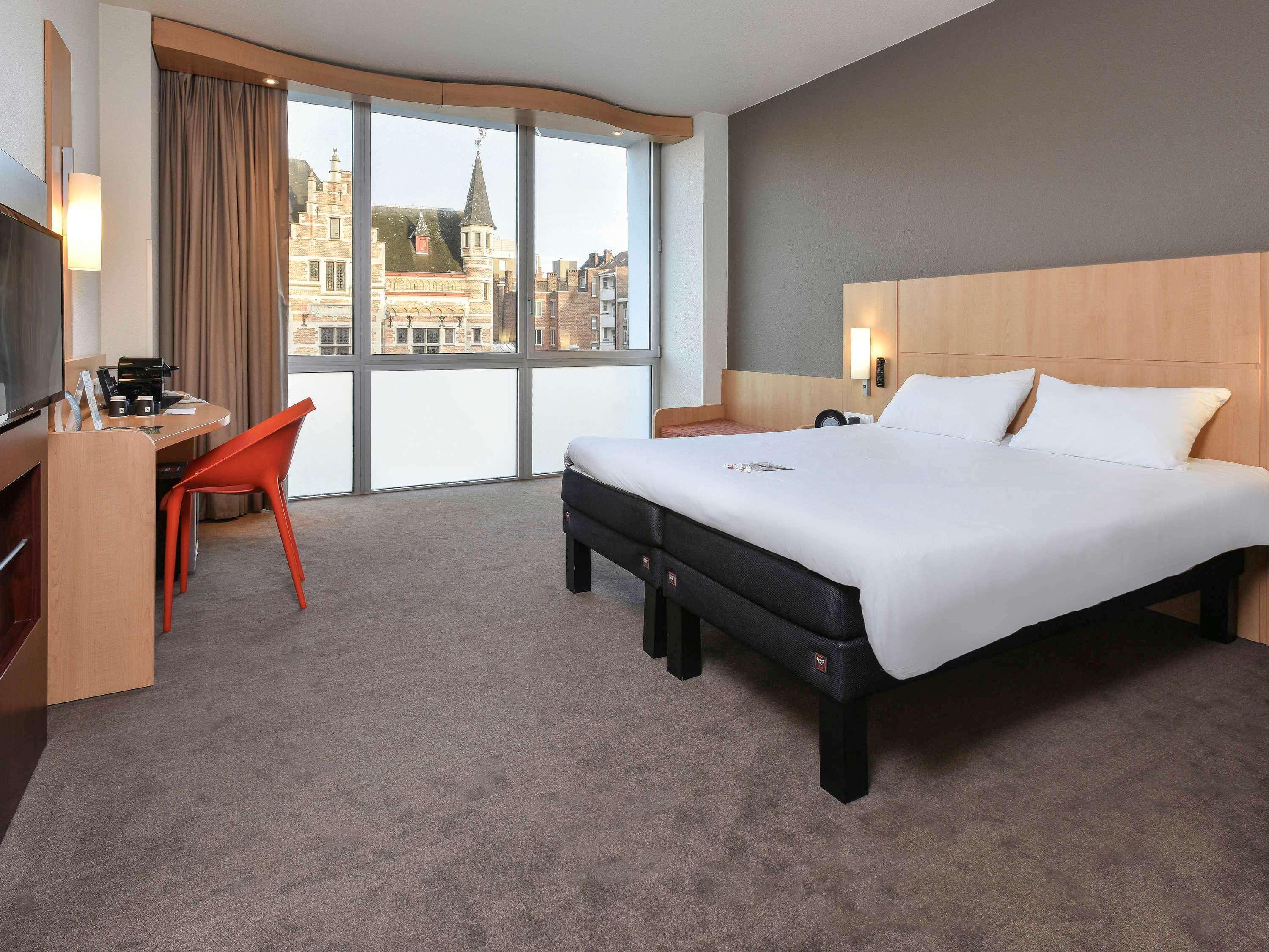 Double Premium City View