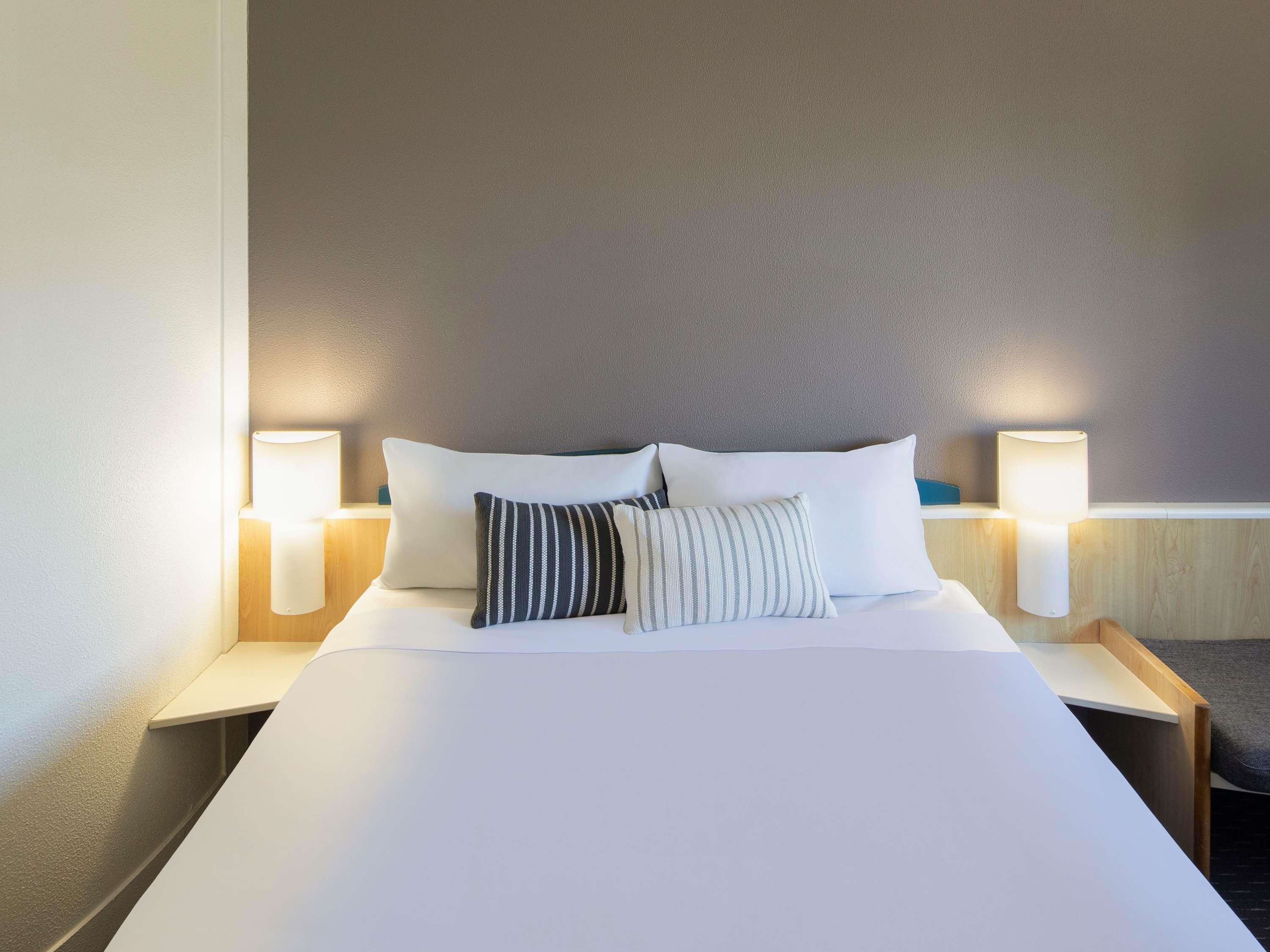 Double Queen Size Bed