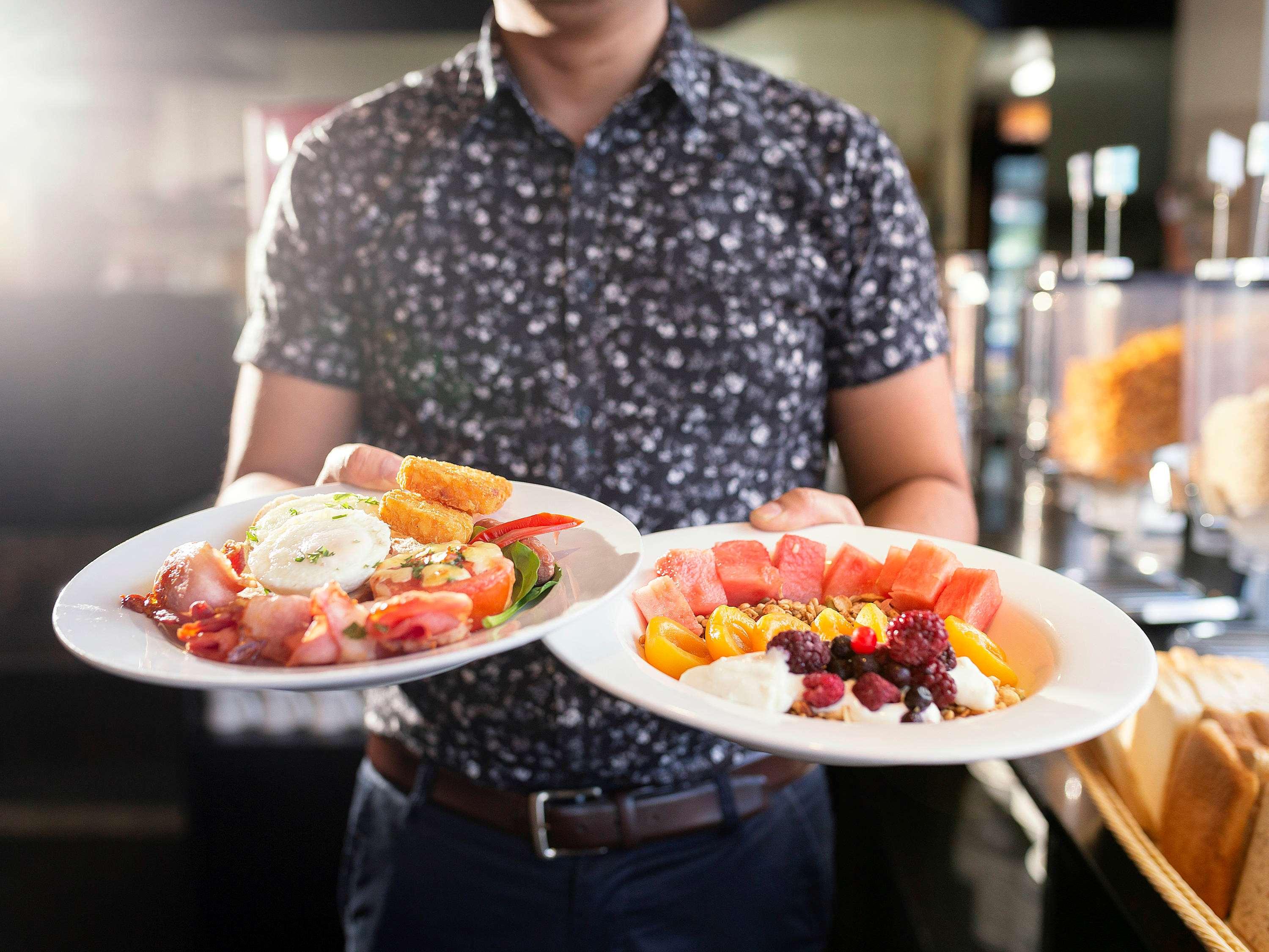 Double Queen Size Bed