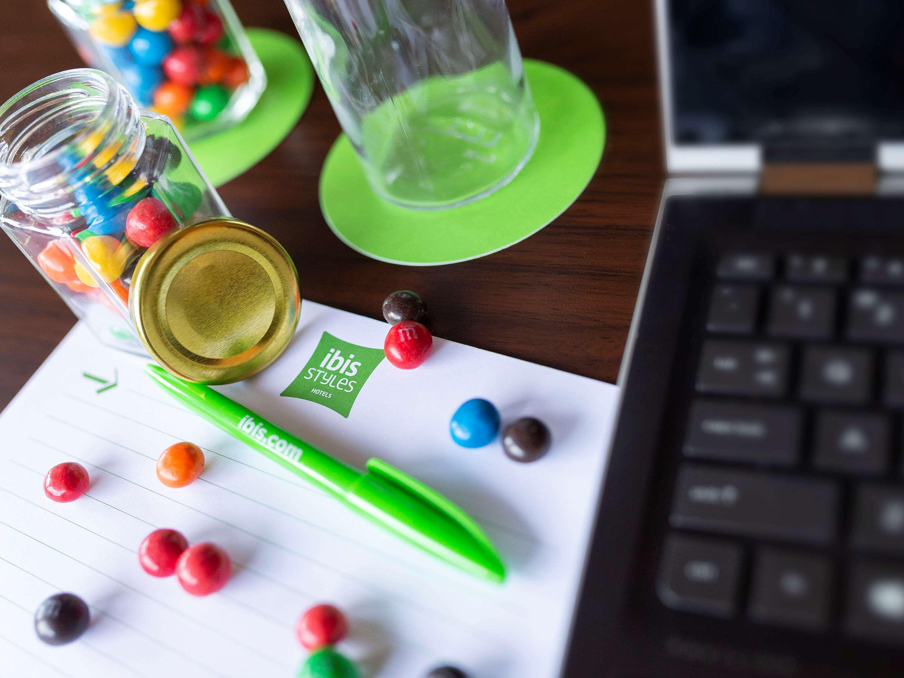 Double Queen Size Bed