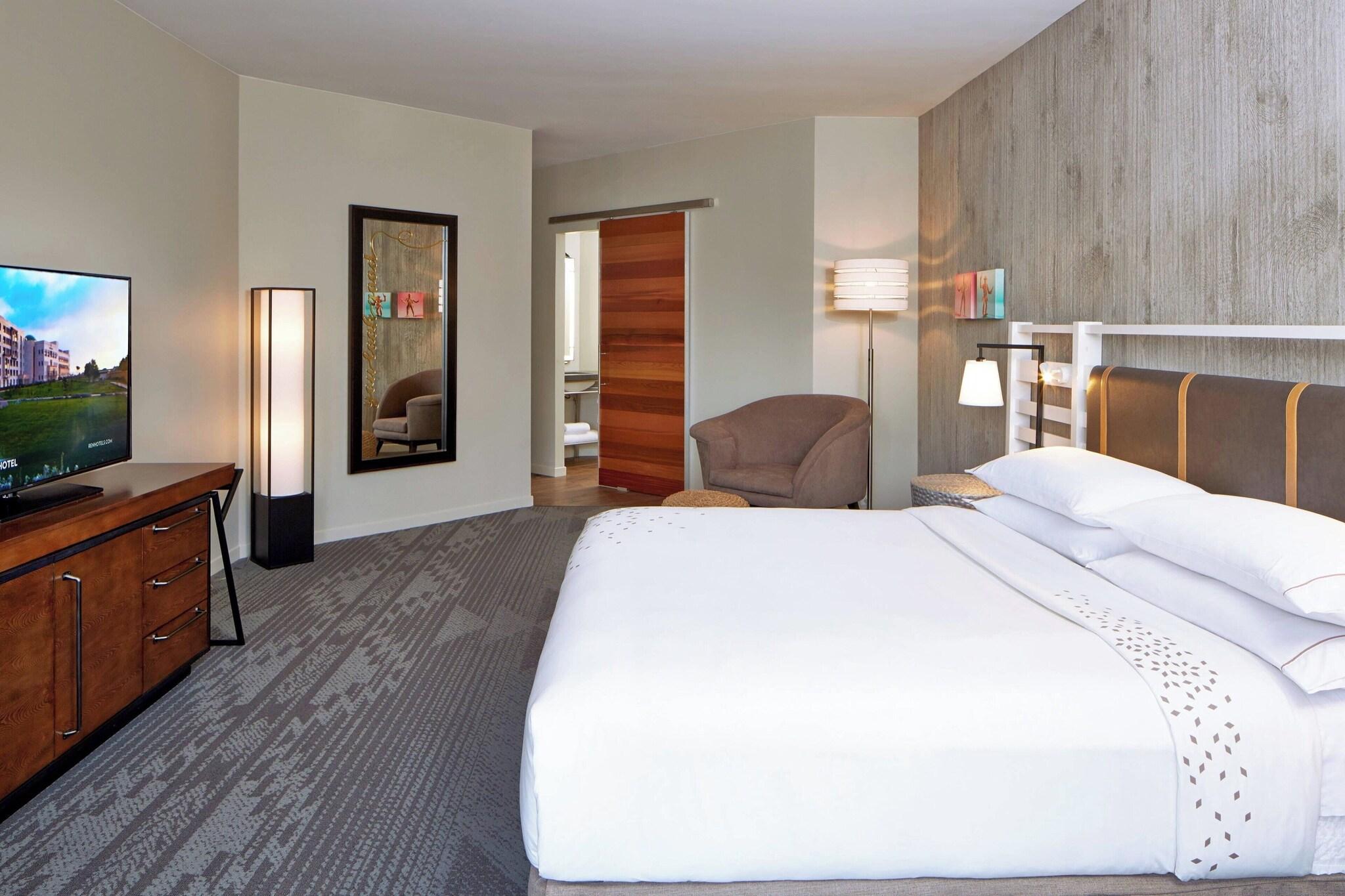 Double Club King Bed