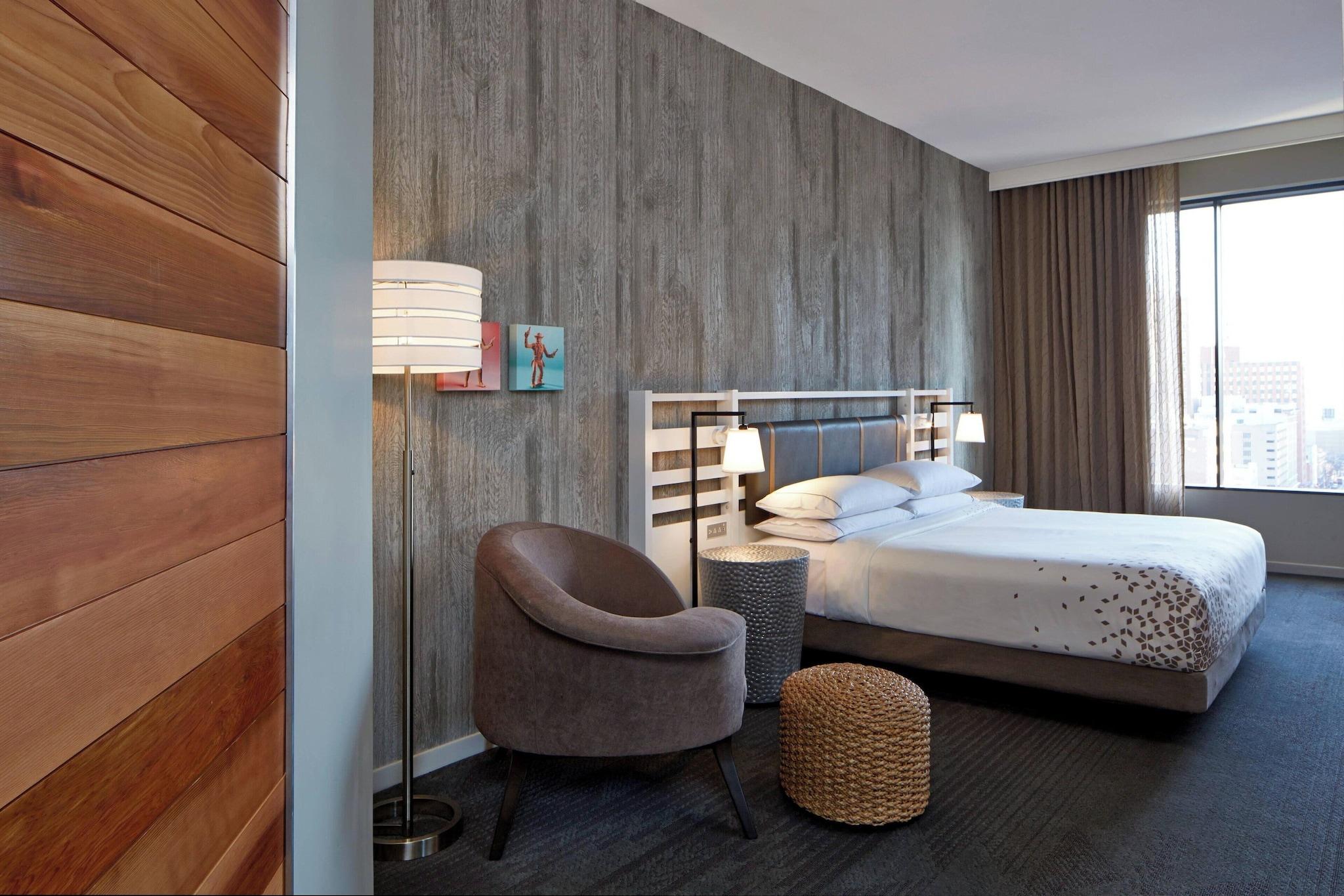 Double Club King Bed