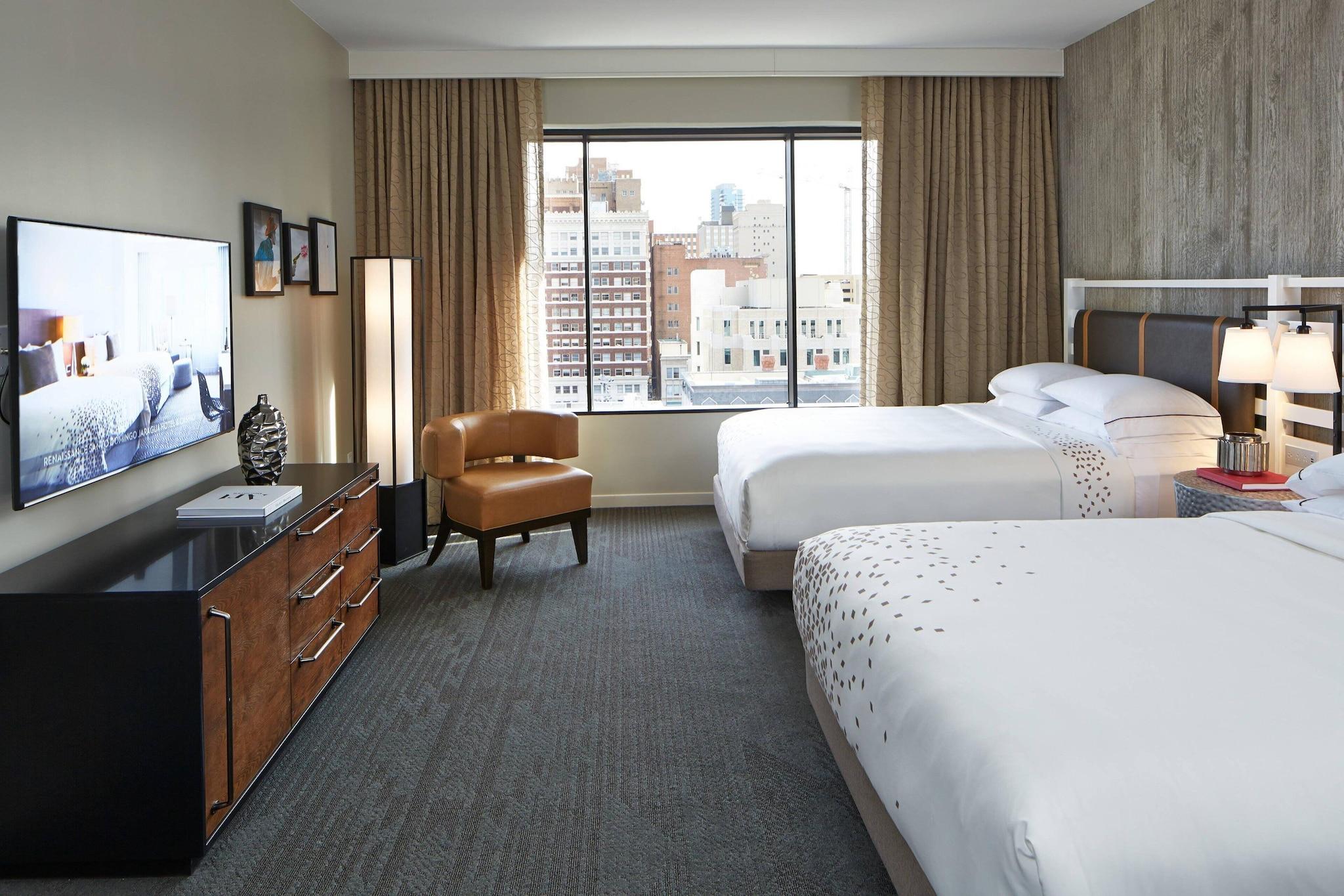 Suite Two Queen Beds One Bedroom