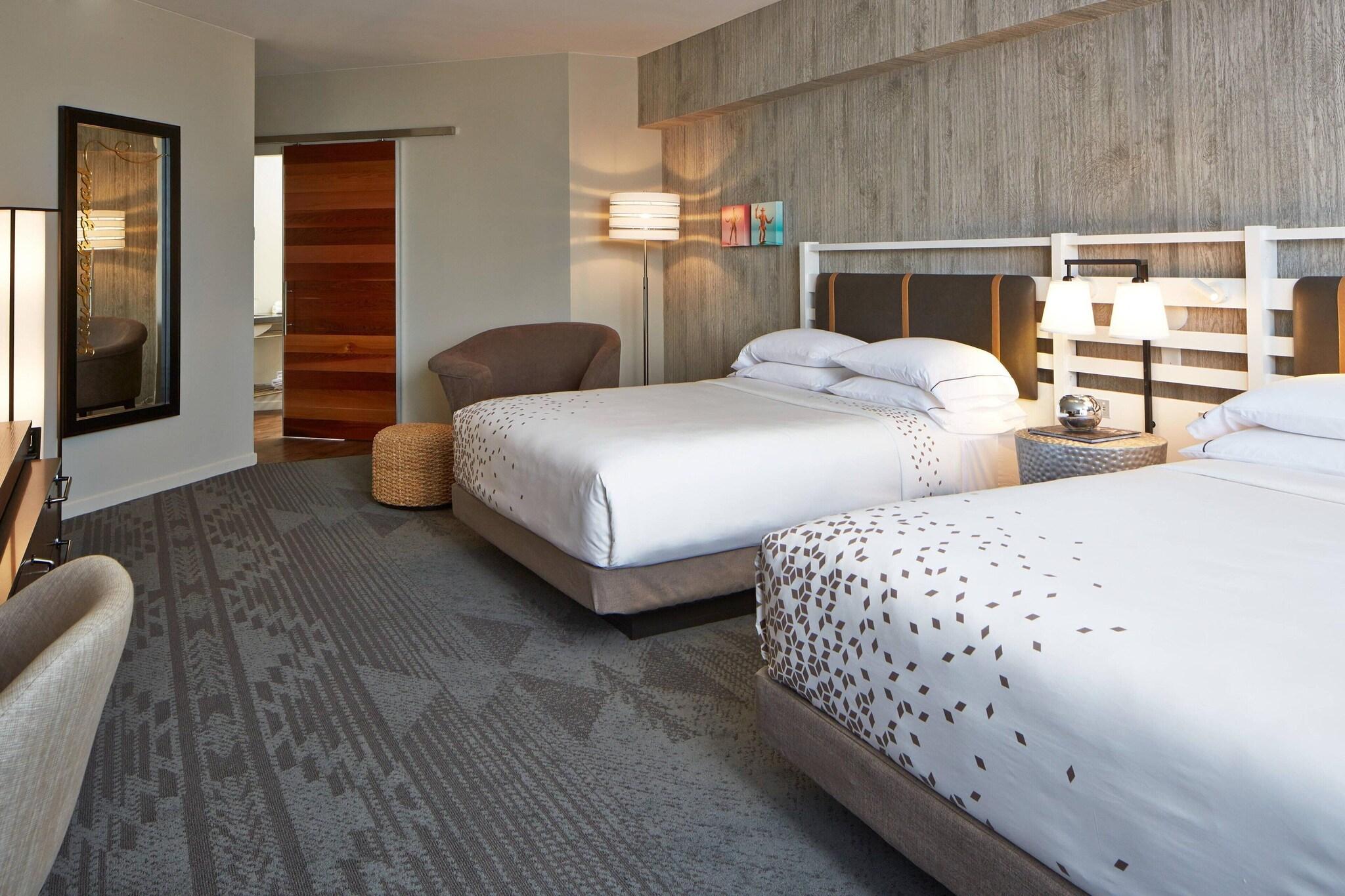 Double Club Two Queen Beds