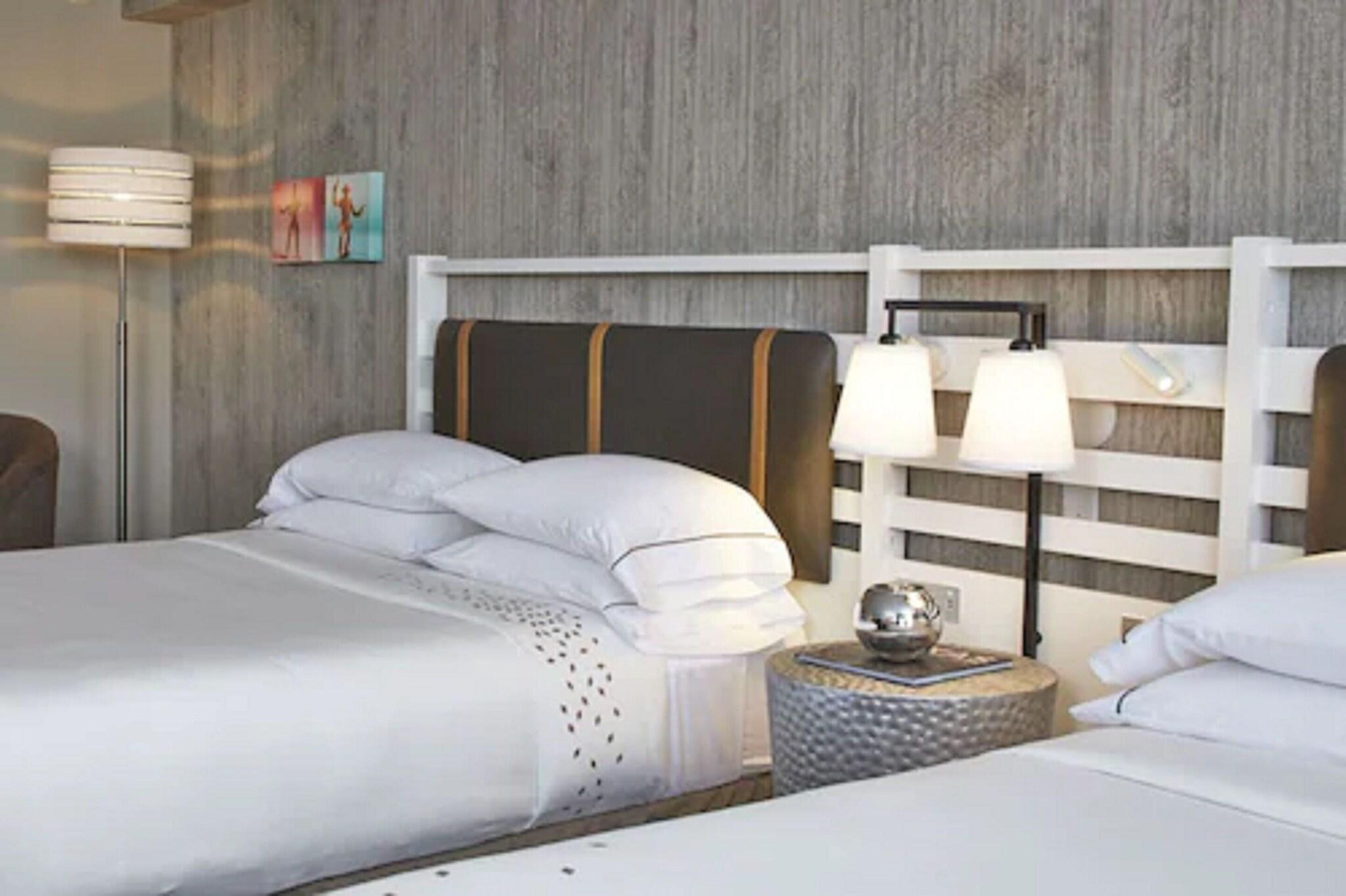 Double Club Two Queen Beds