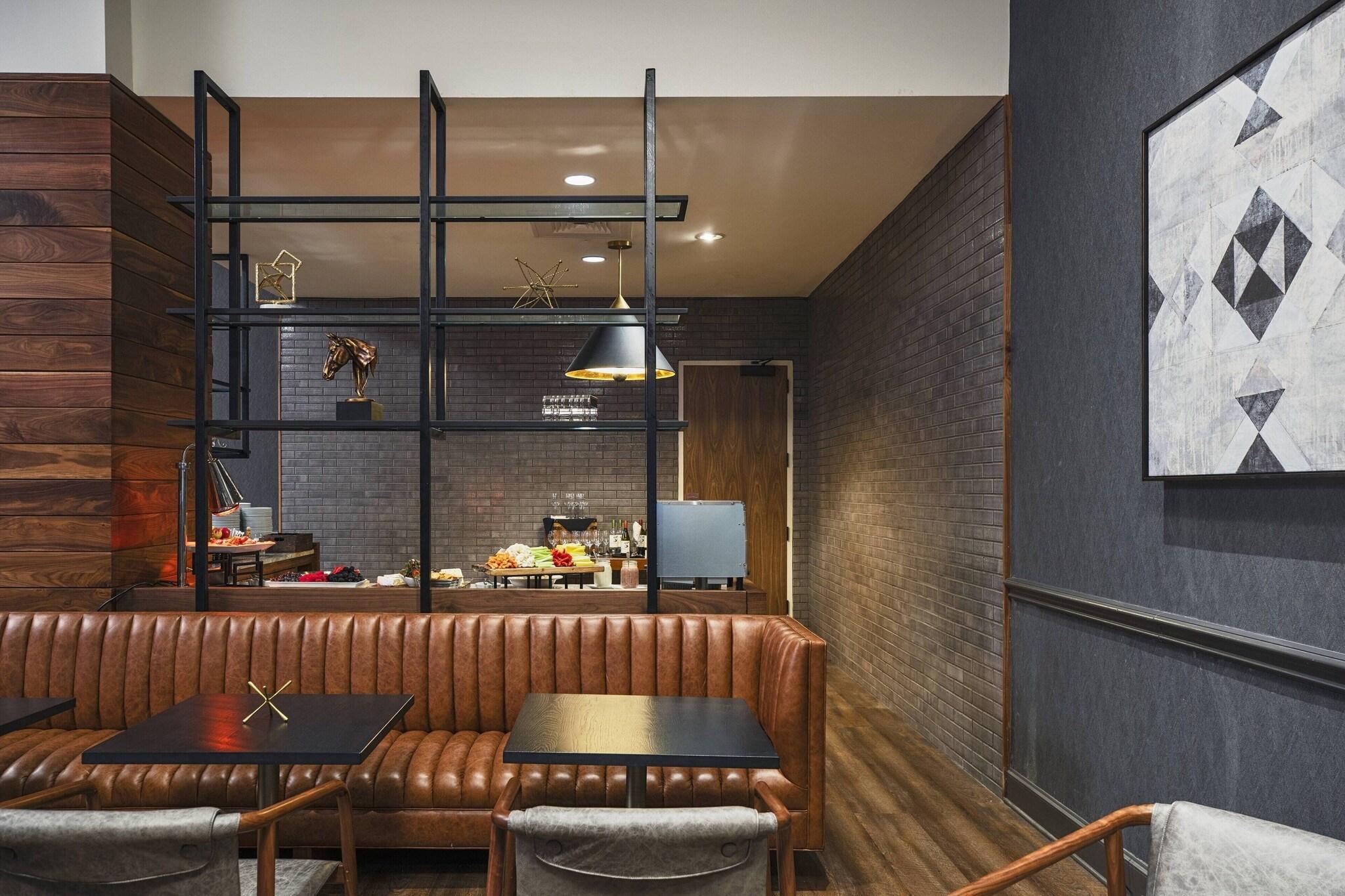 Double Club King Bed