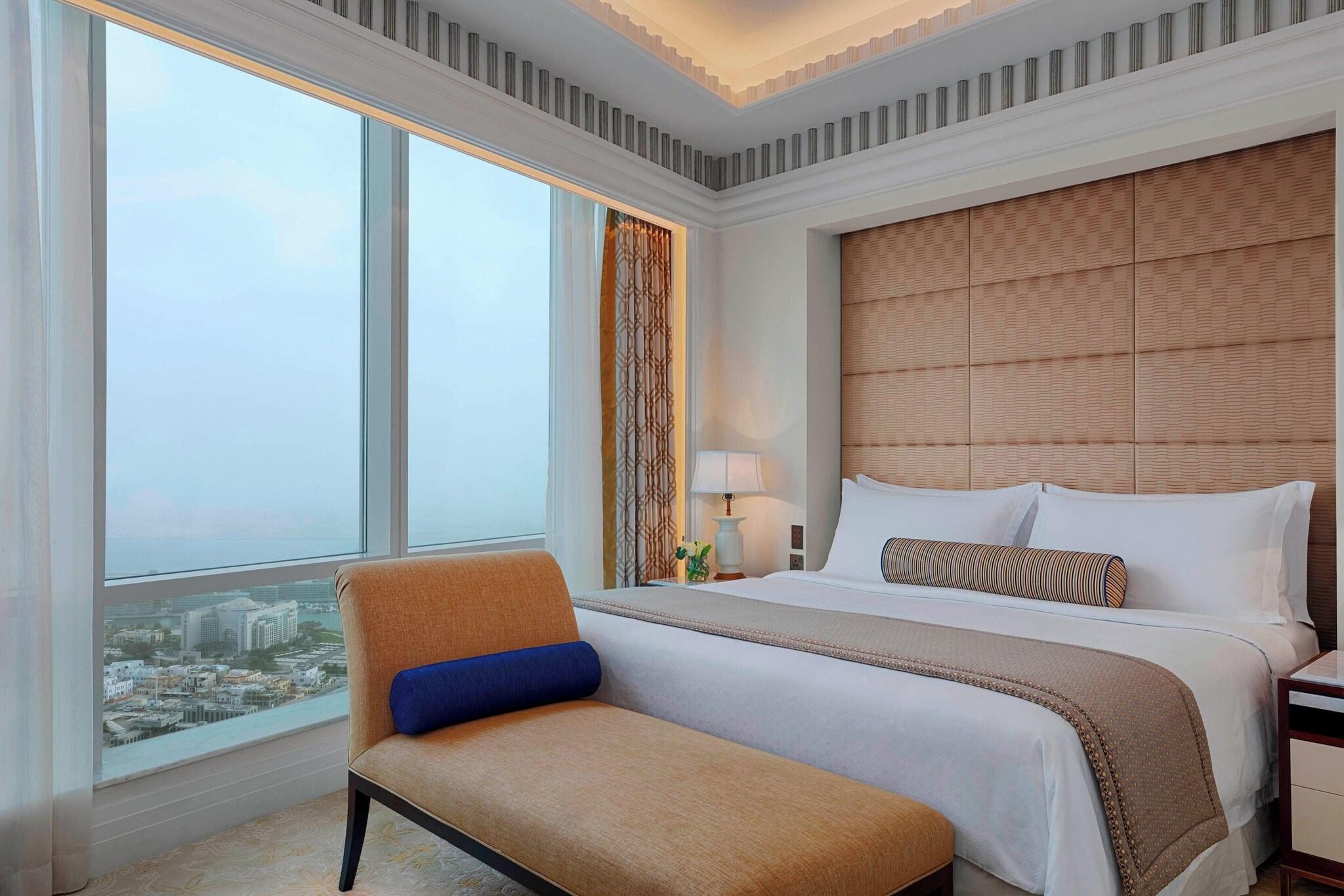 Junior Suite City View King Bed