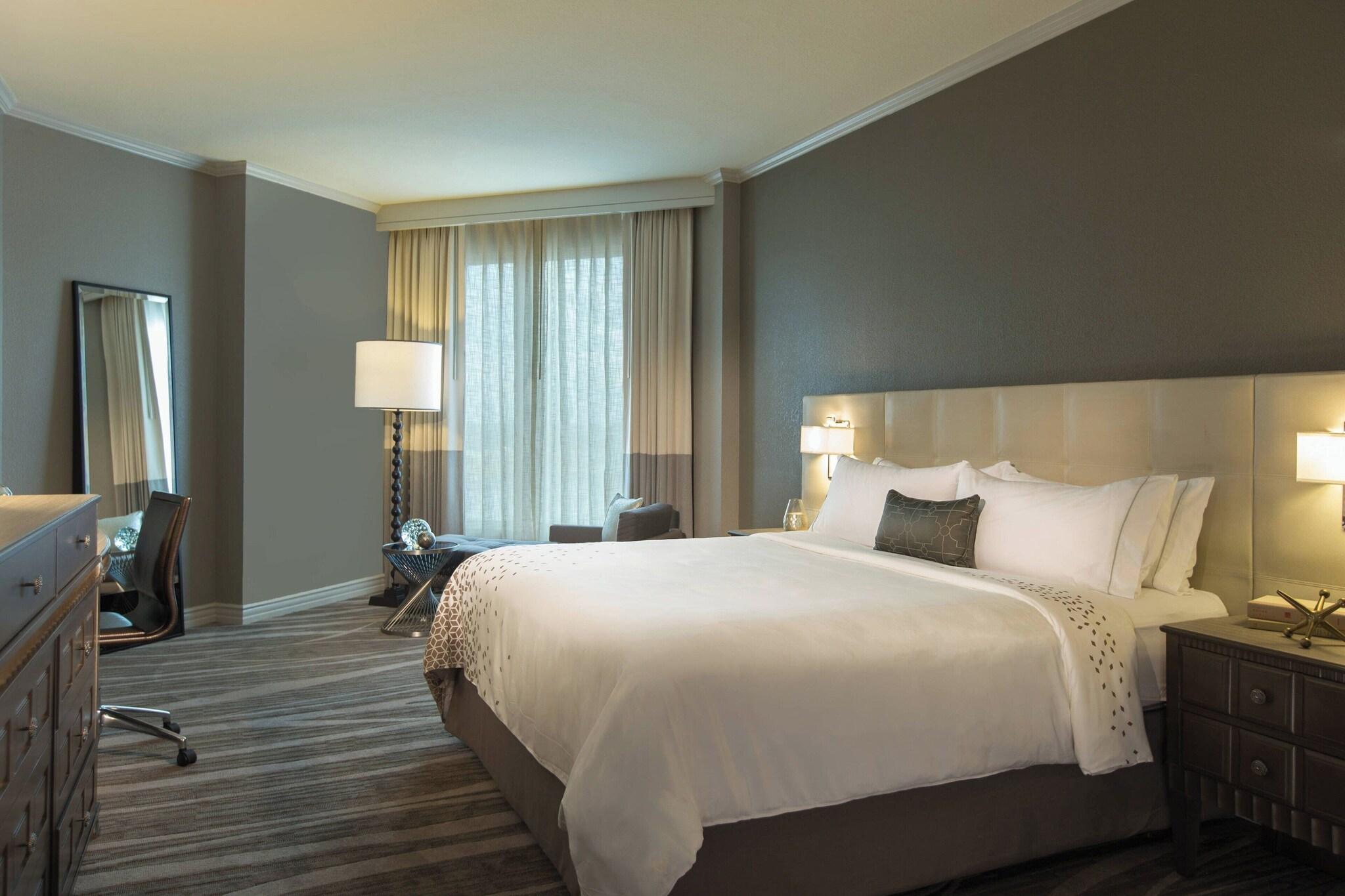 Double Executive King Bed