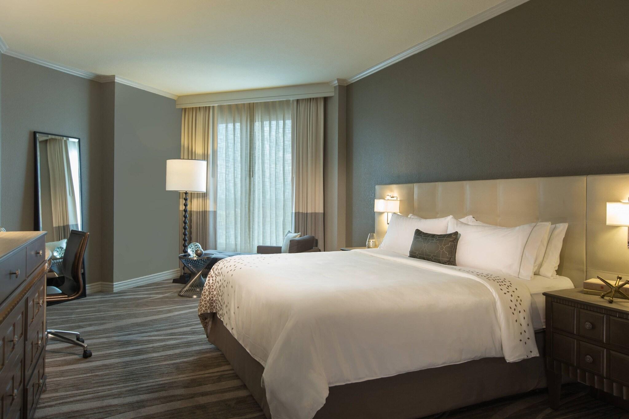 Double Executive King Bed