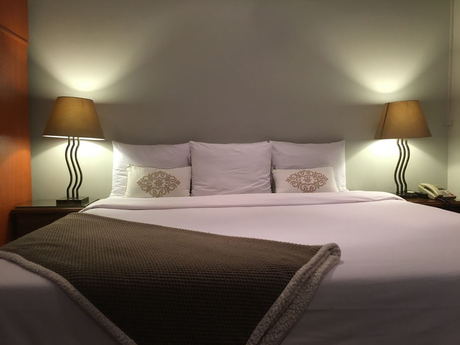 Suite King Bed One Bedroom 