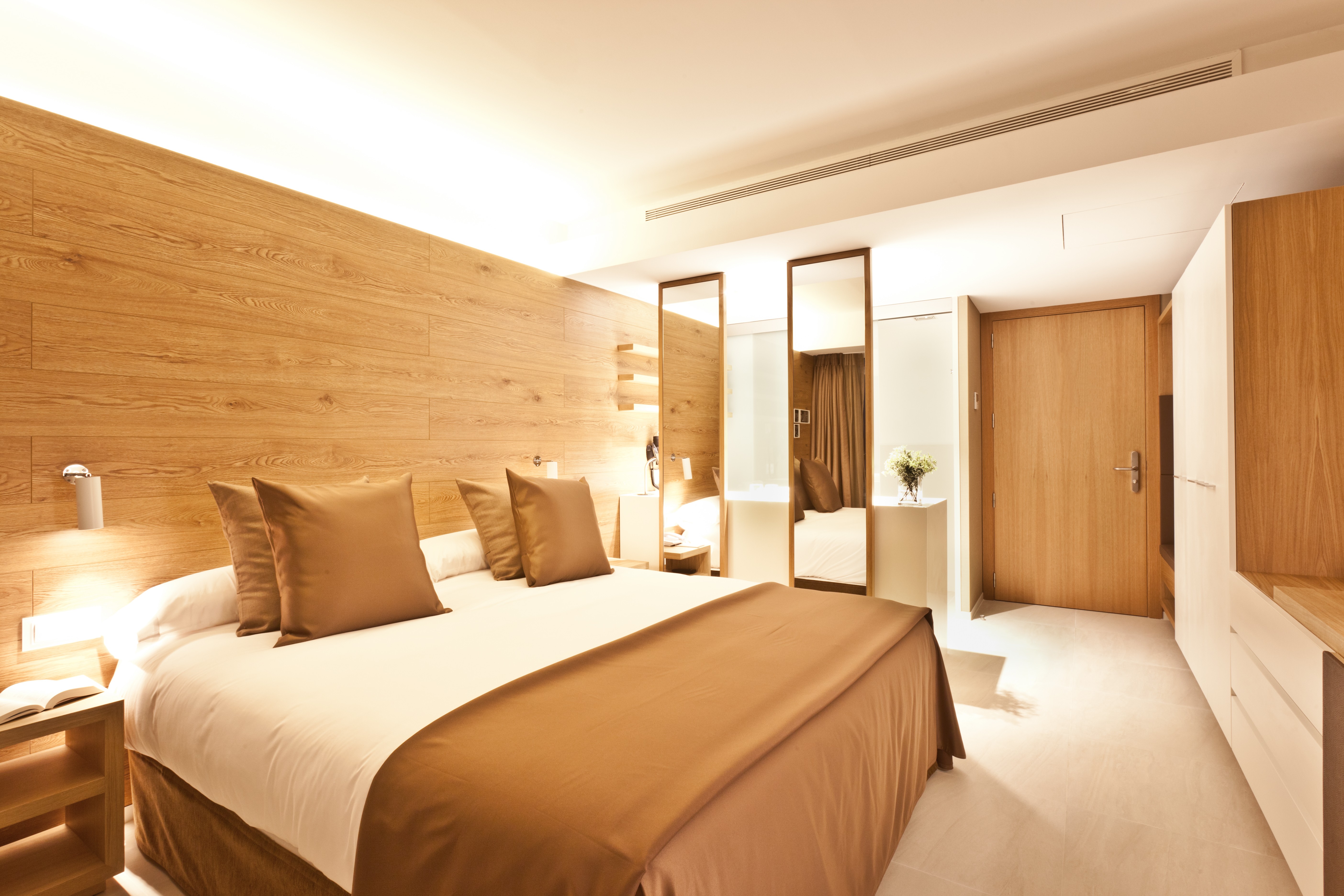 Double or Twin Deluxe