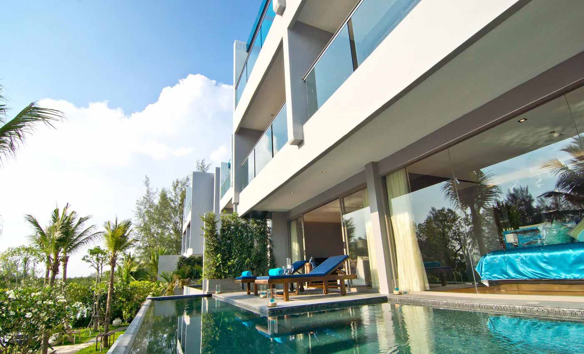 Suite with Private Pool