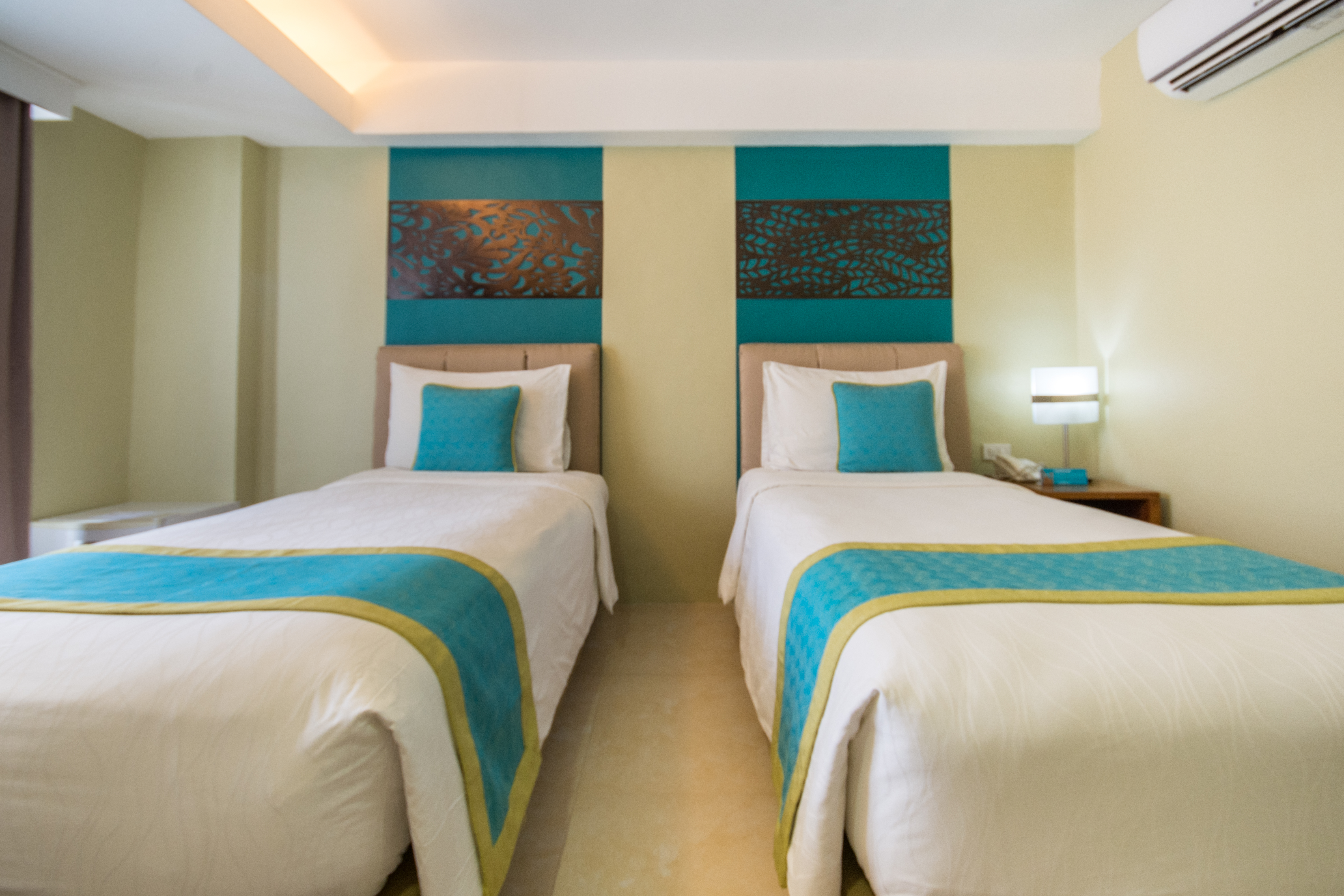 Double or Twin Deluxe