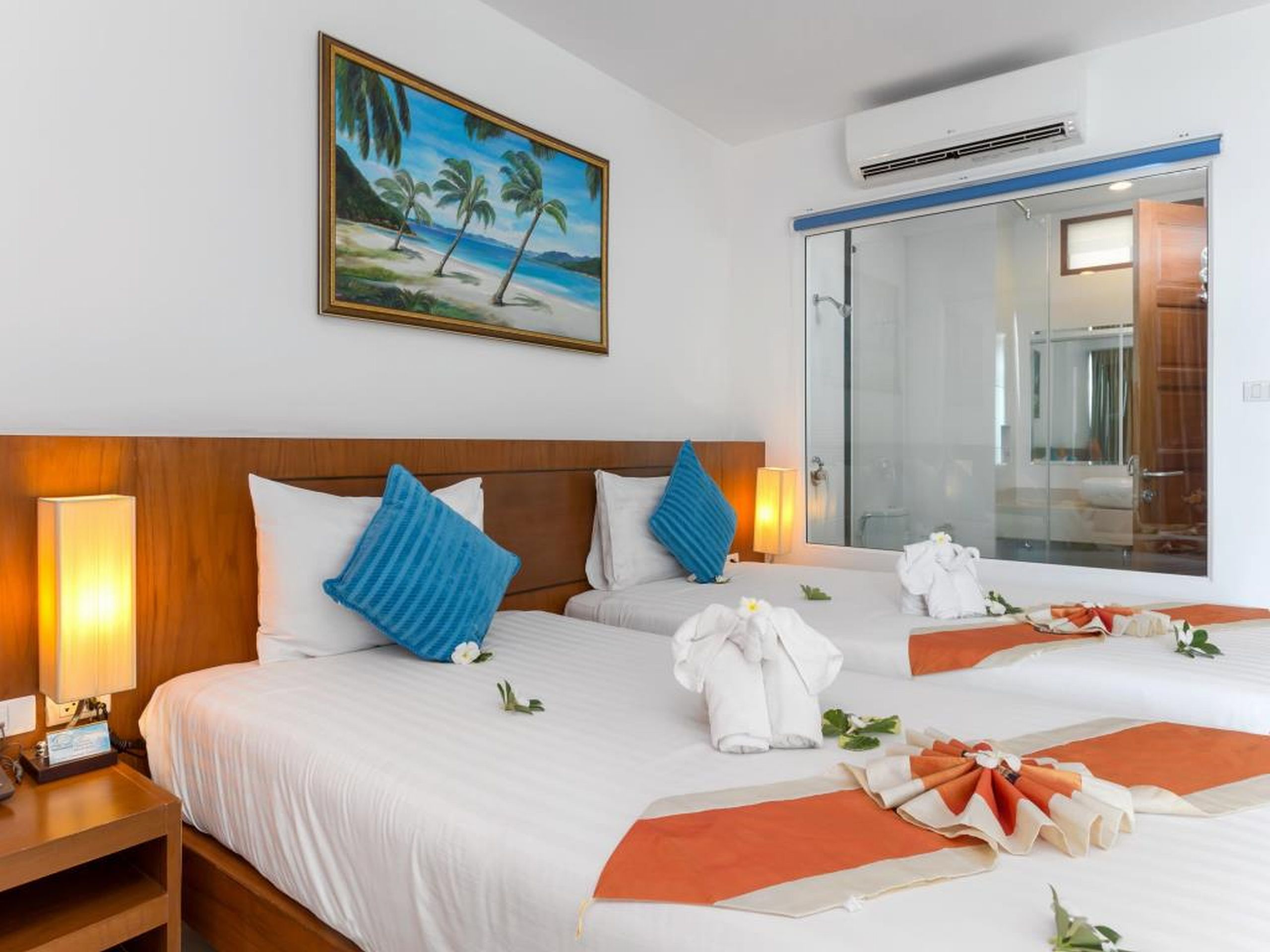 Double or Twin Deluxe Sea View