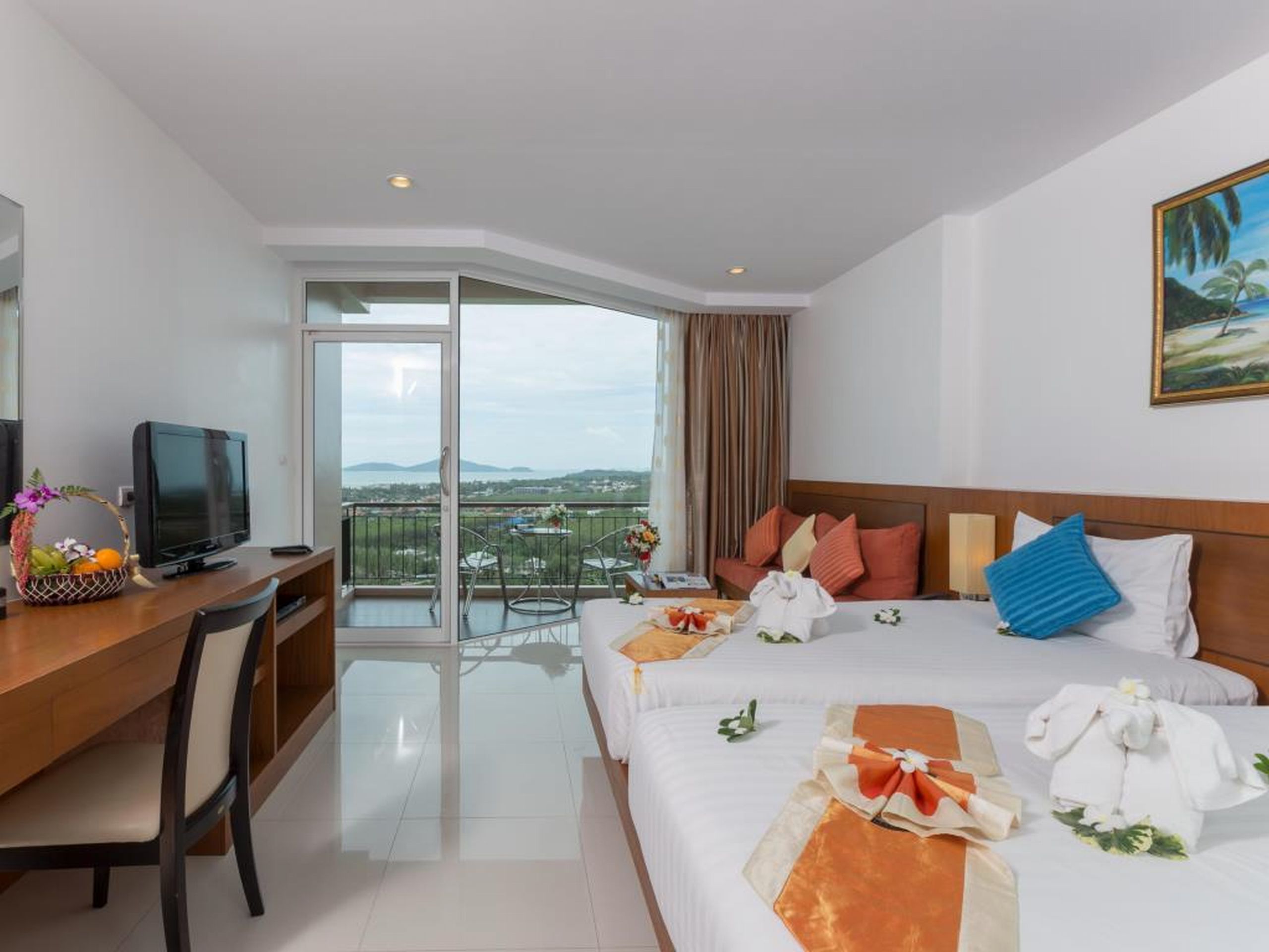 Double or Twin Deluxe Sea View