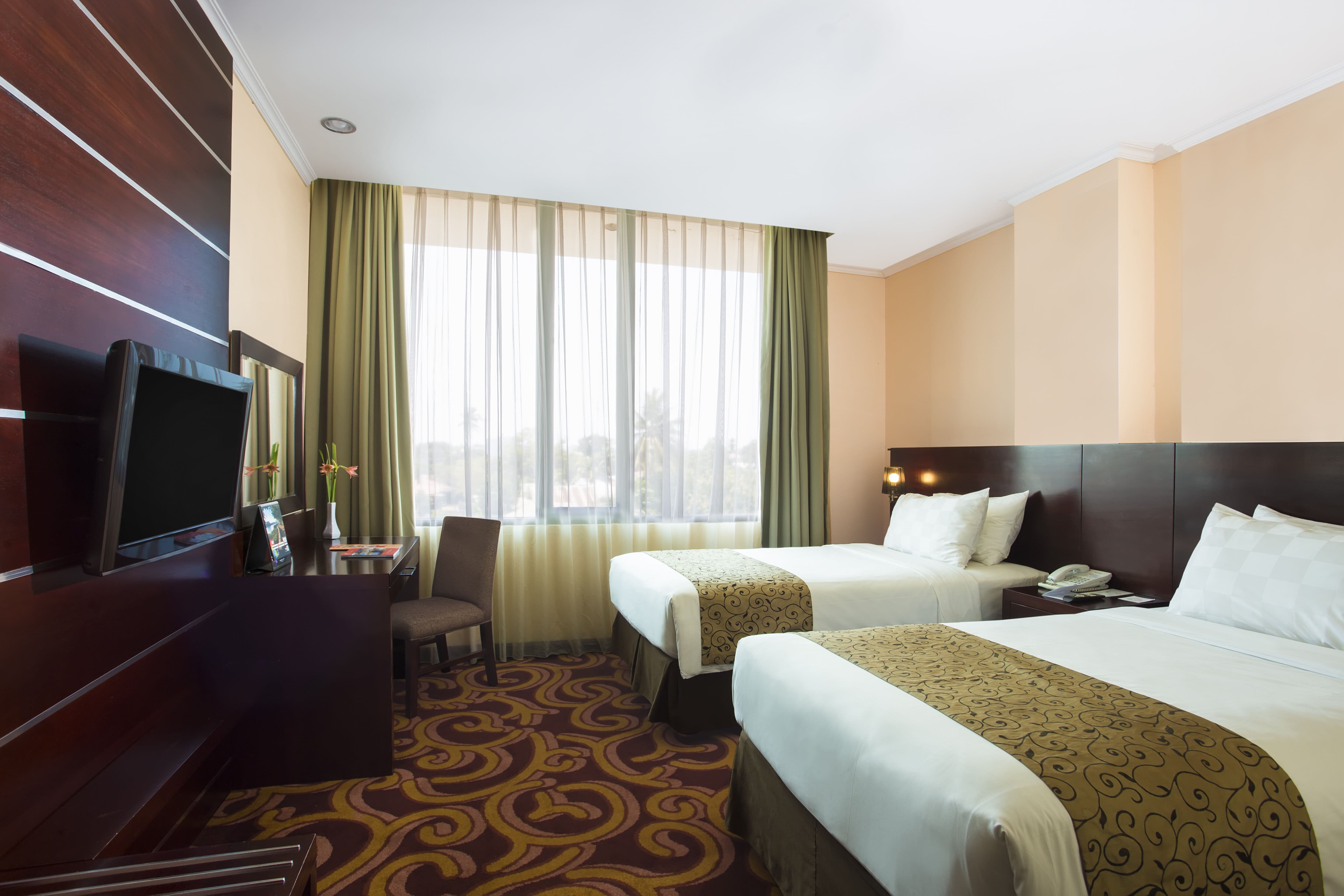 Double or Twin Deluxe