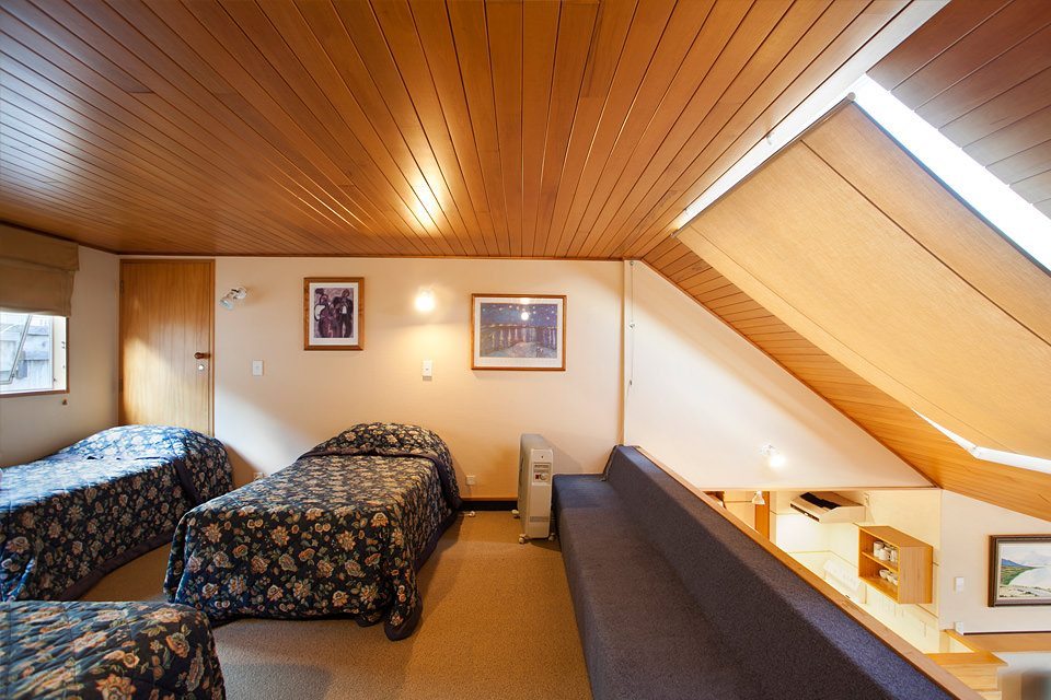 Apartment Three Bedrooms Two Bathrooms