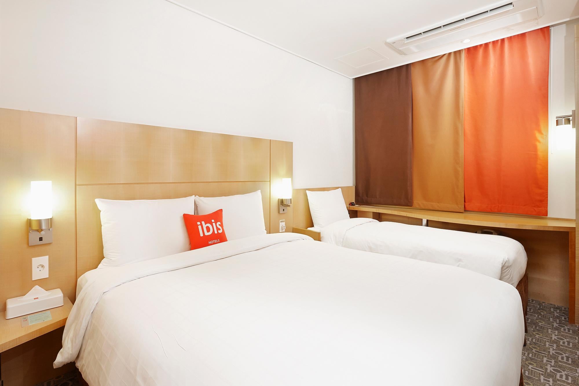 Family Room Two Beds