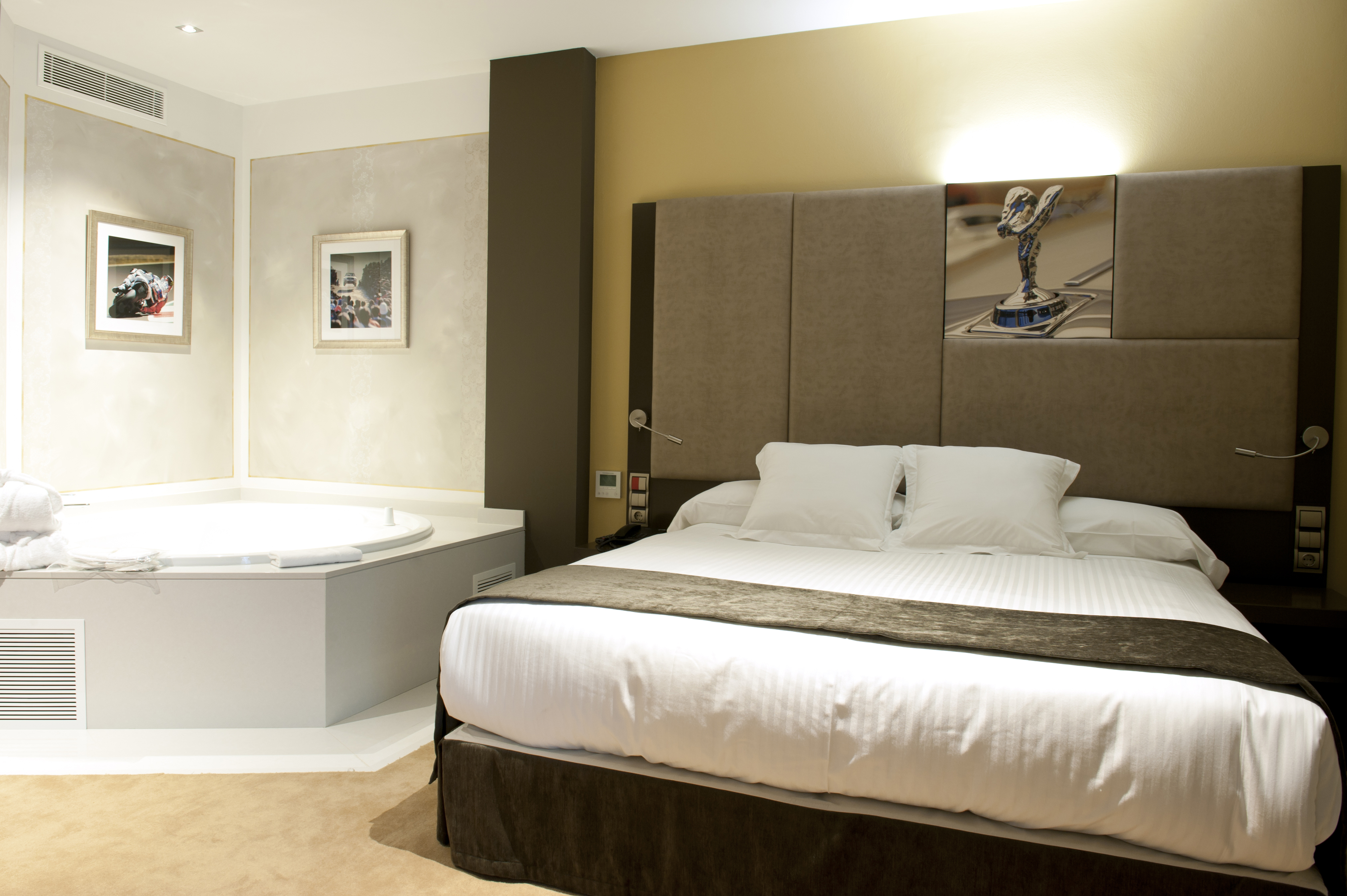 Junior Suite with Jacuzzi