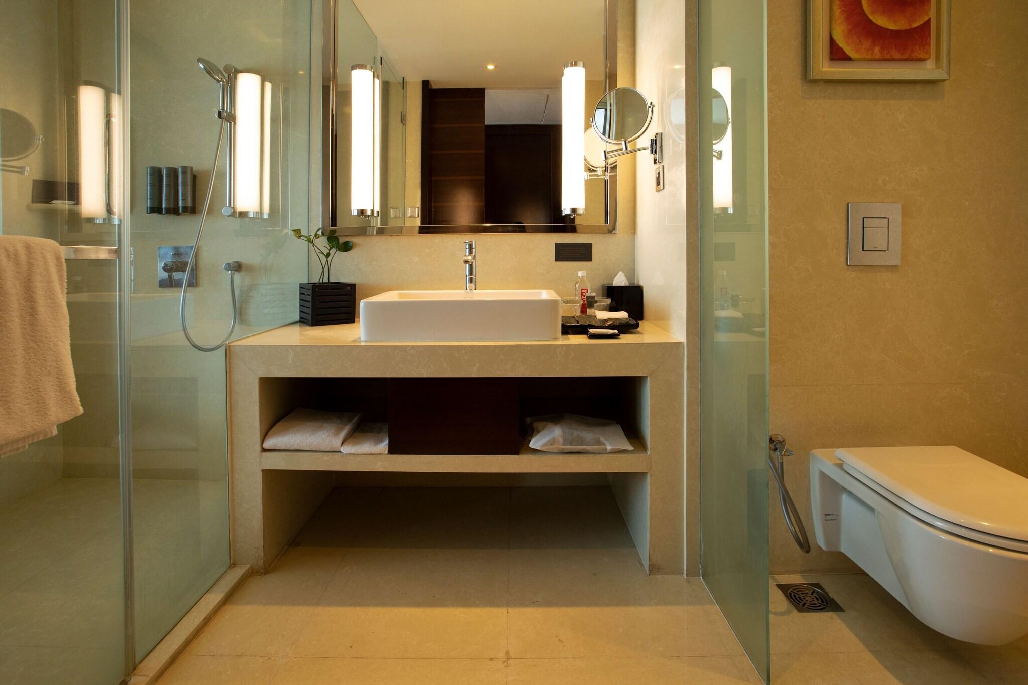 Double Executive King Bed