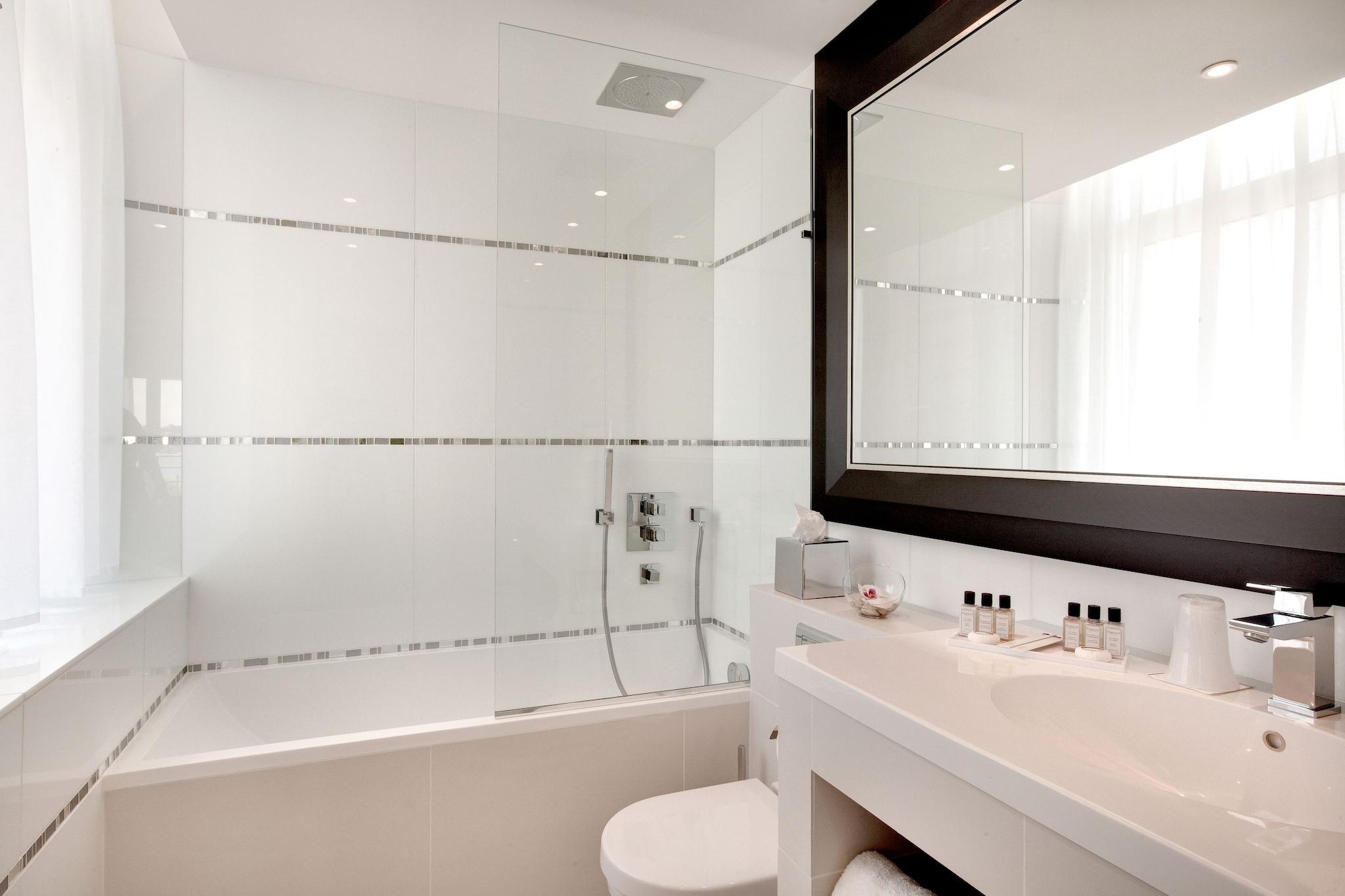 Double Superior Ocean View