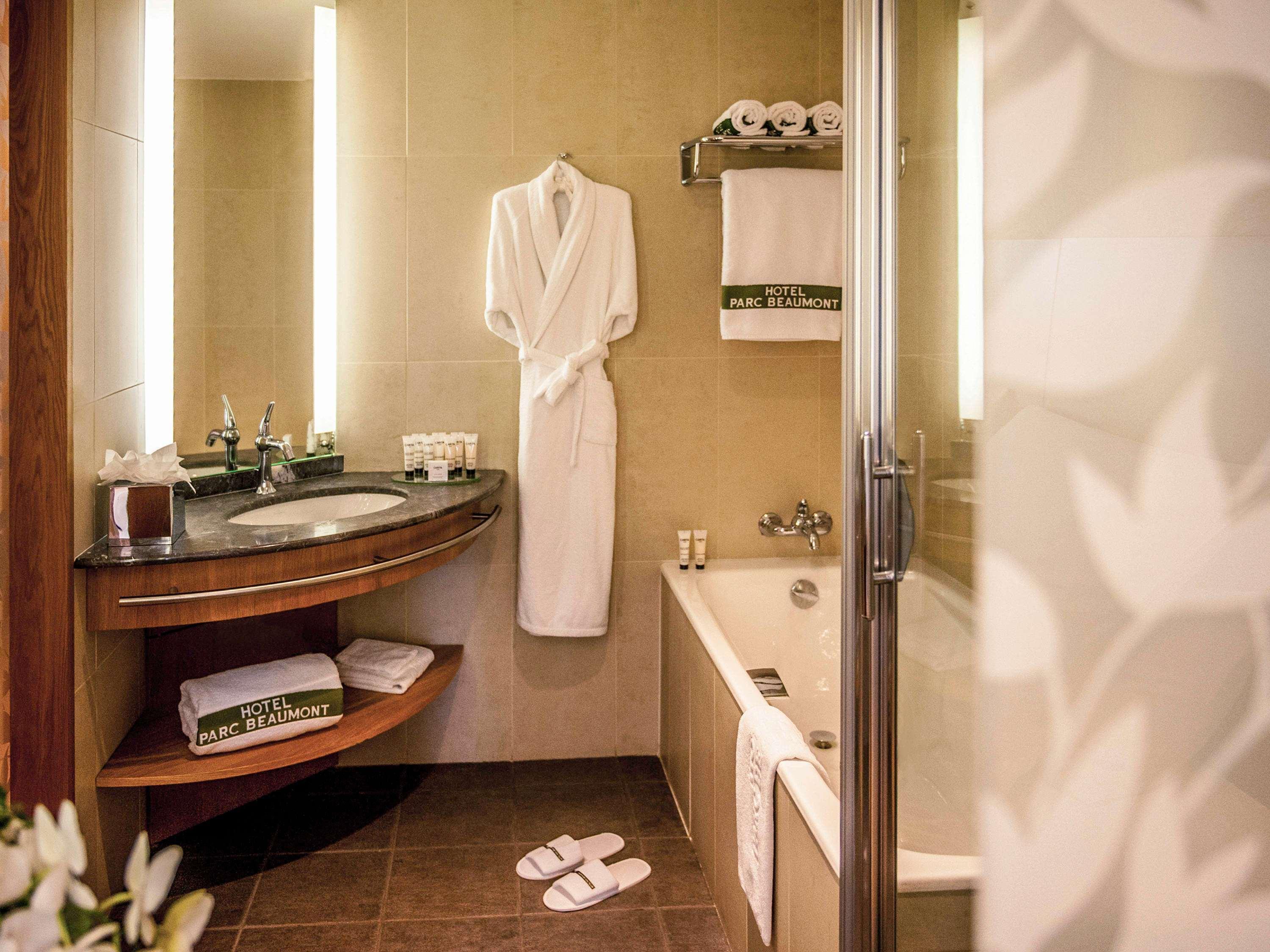 Suite Connecting Room