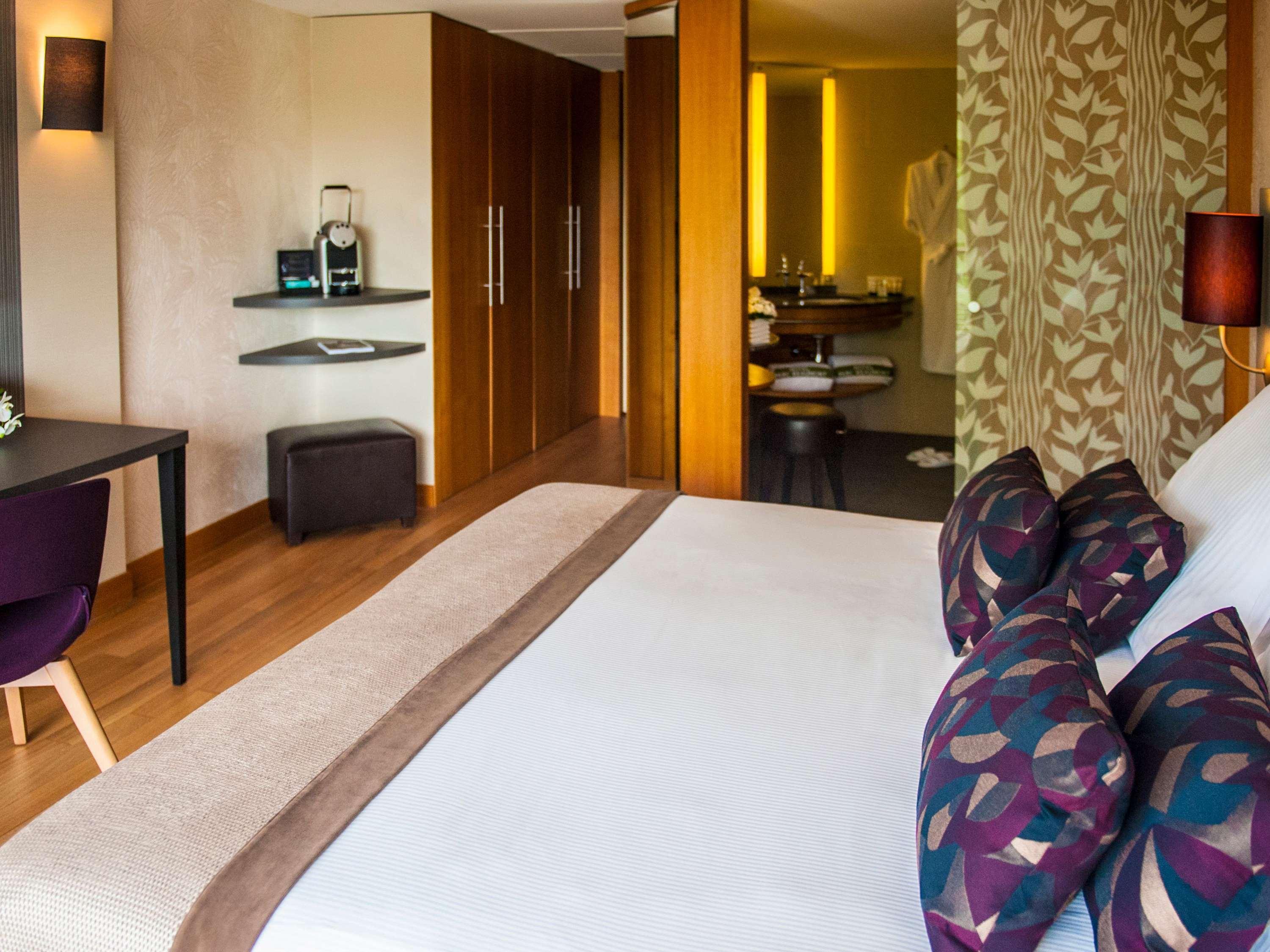 Suite Connecting Room