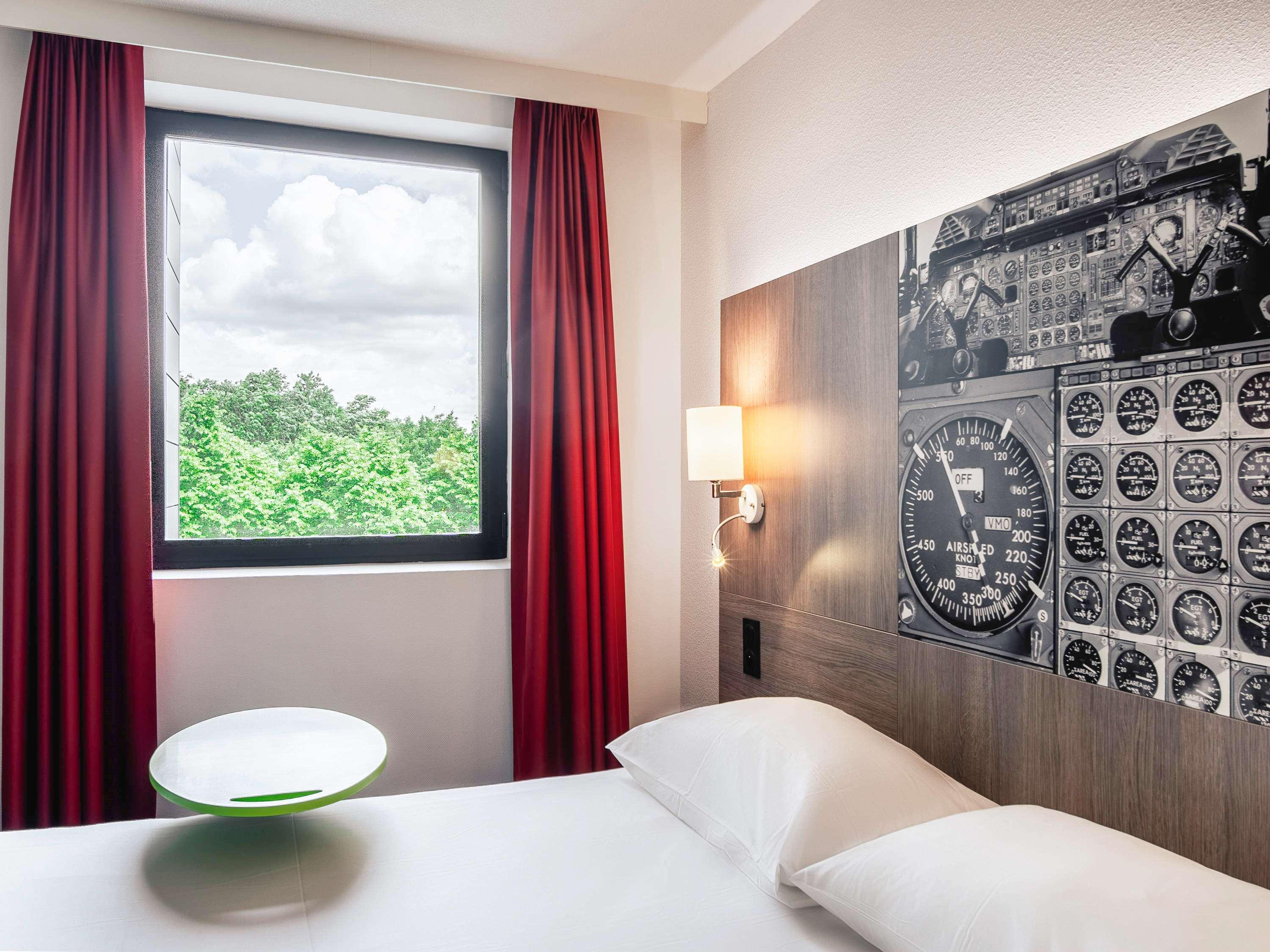 Suite Connecting Room