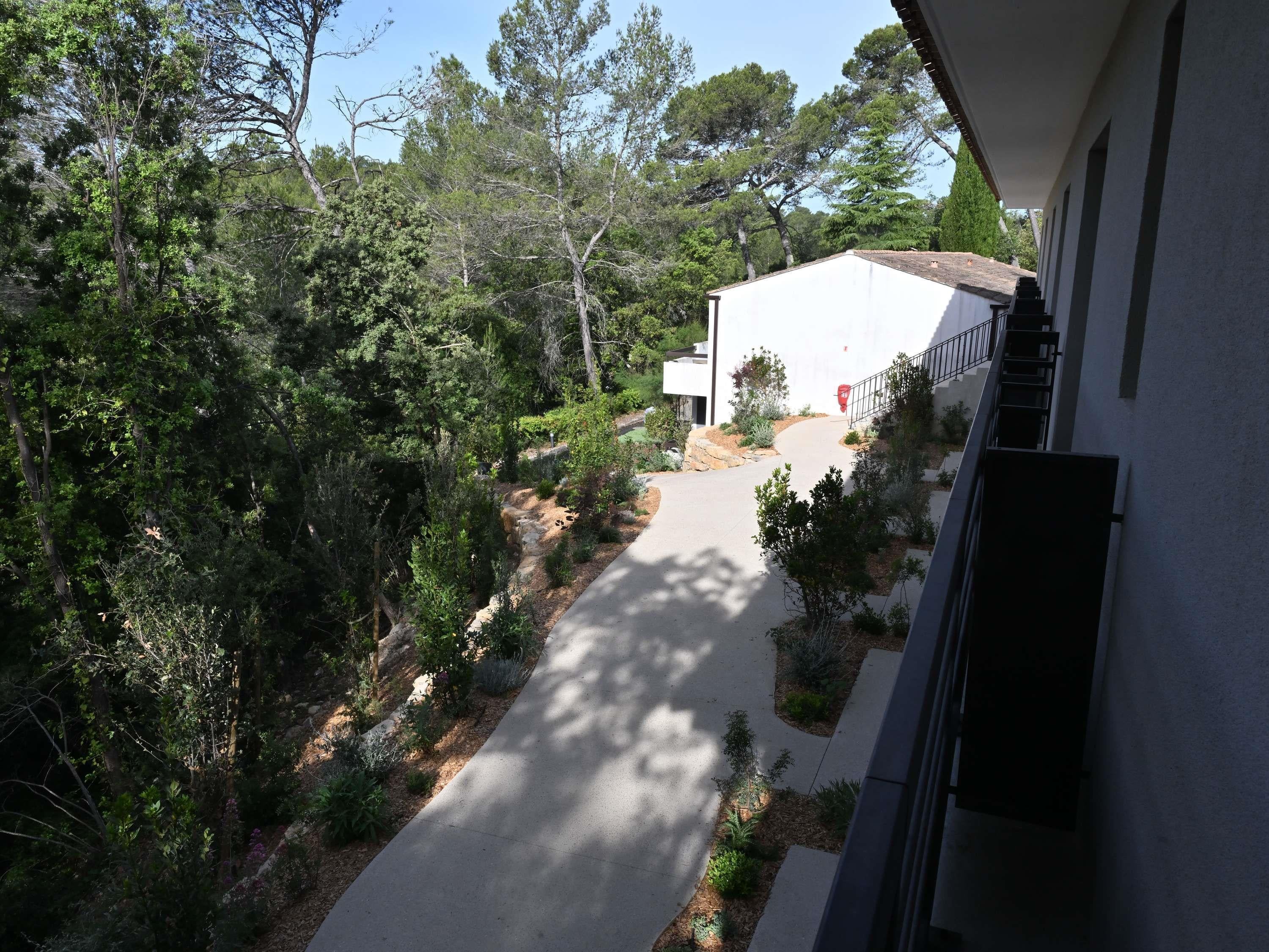 Quadruple Three Beds