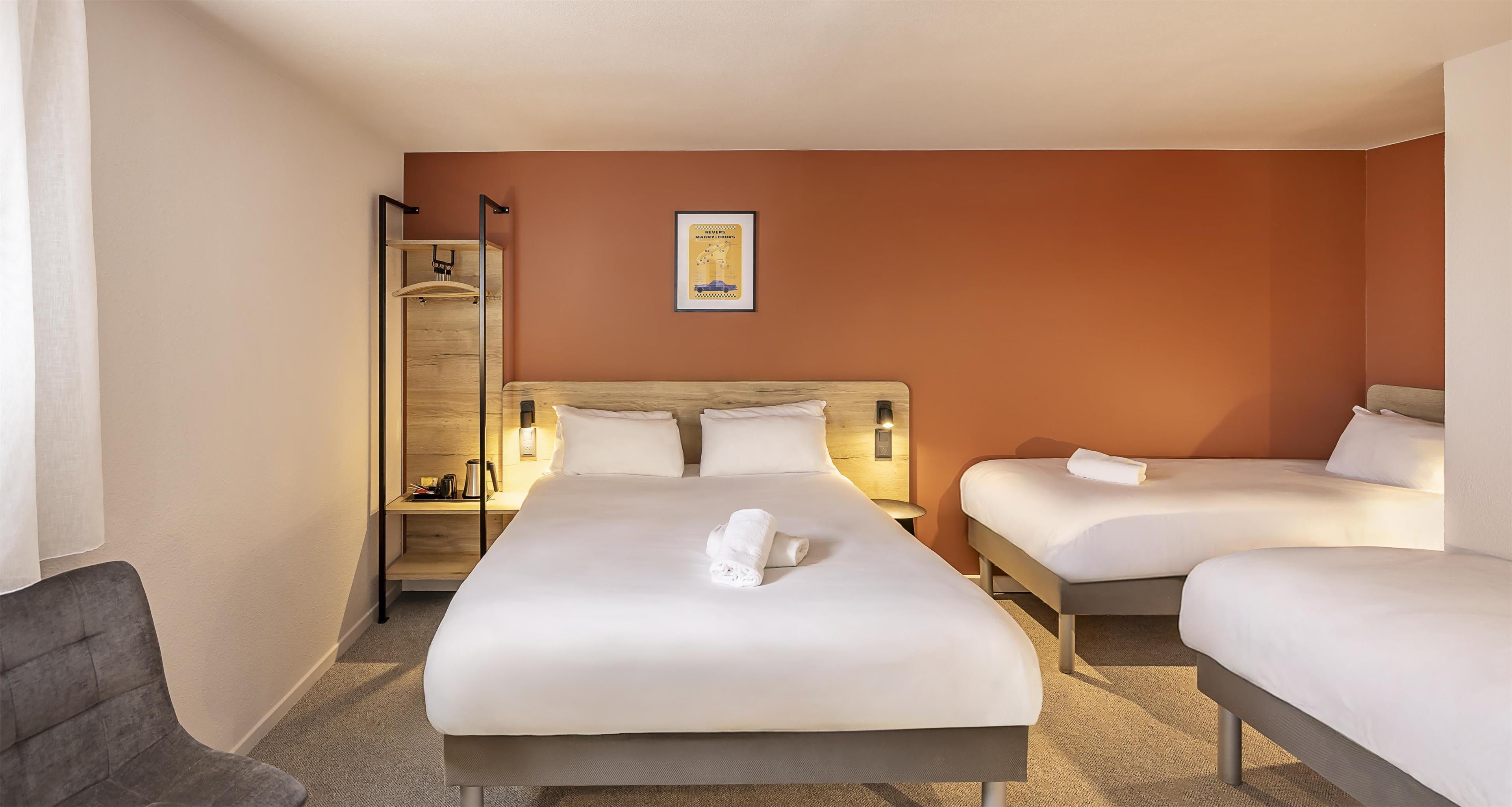 Family Room Capacity 4