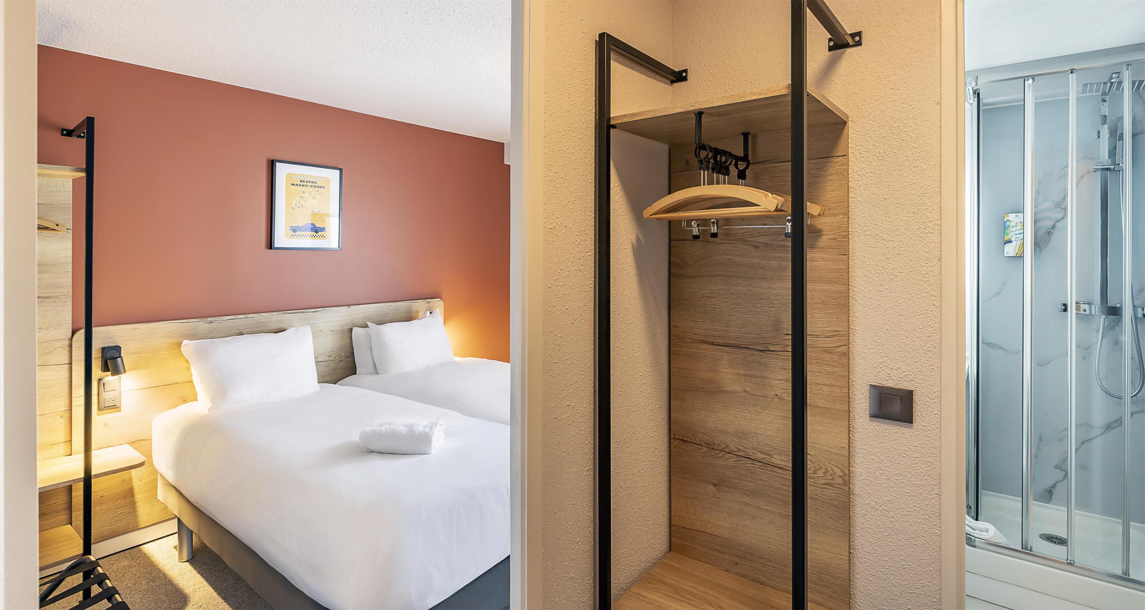 Family Room Capacity 4