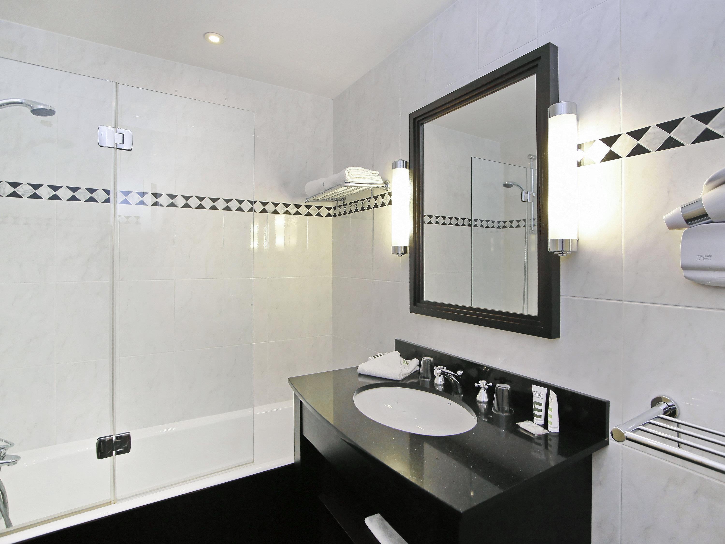 Double or Twin Classic Double Bed