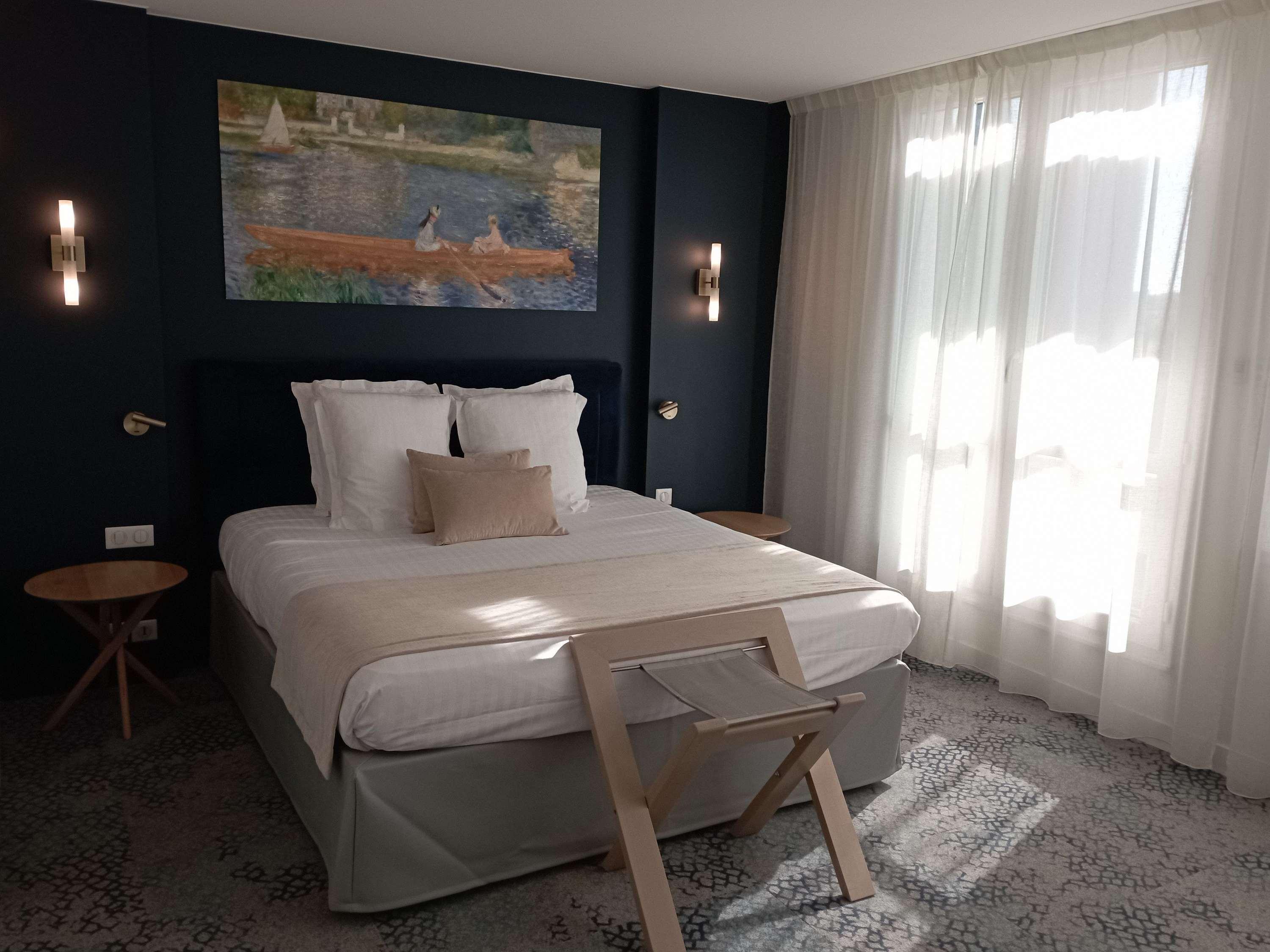 Double Superior with Double Bed