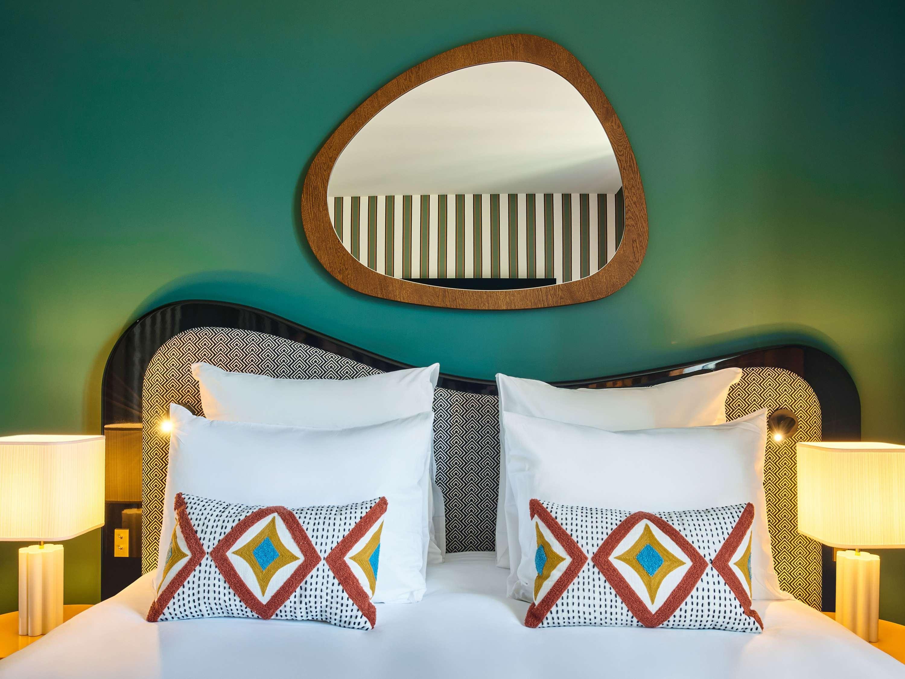 Double Queen Size Bed