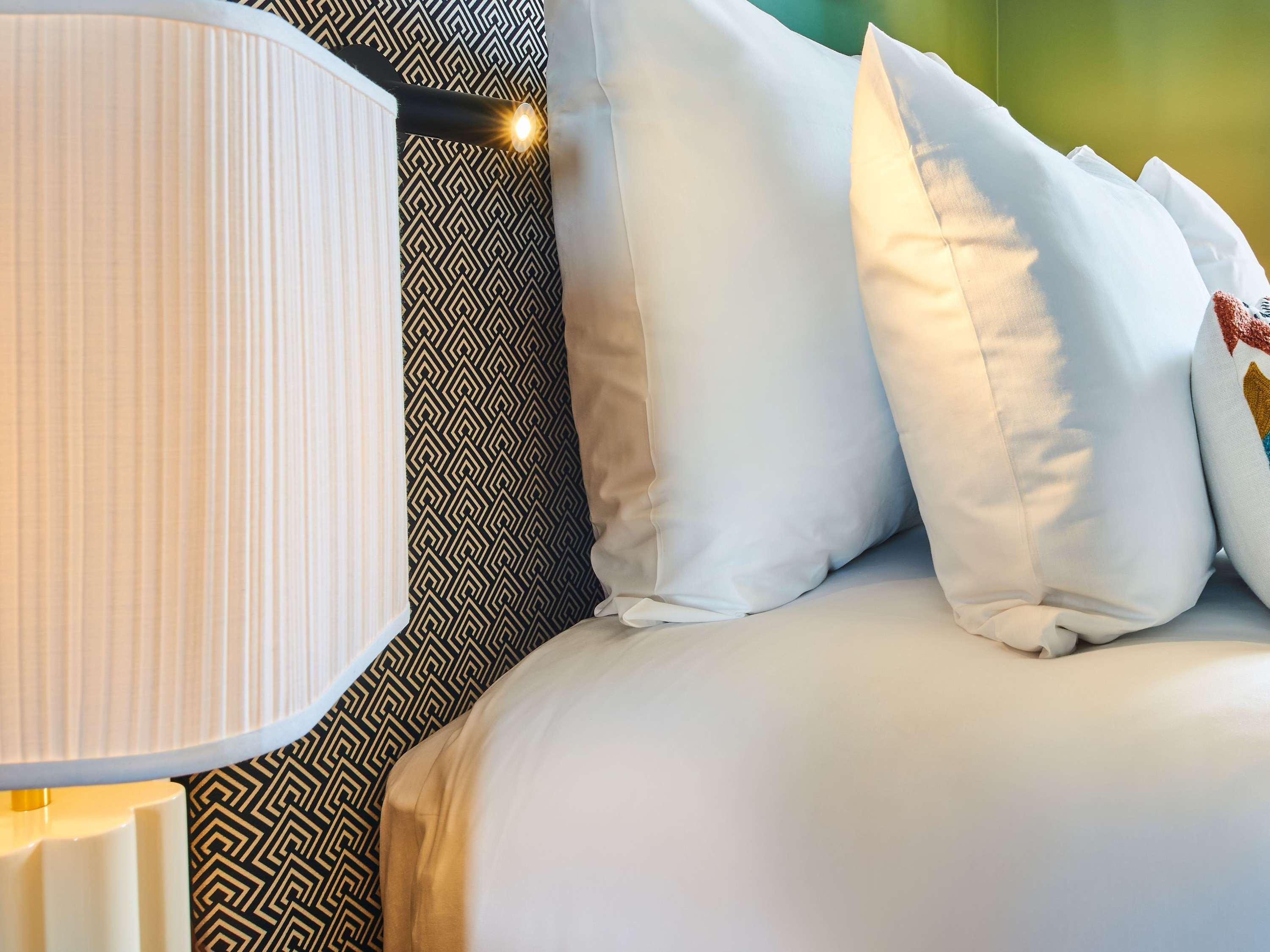 Double Queen Size Bed