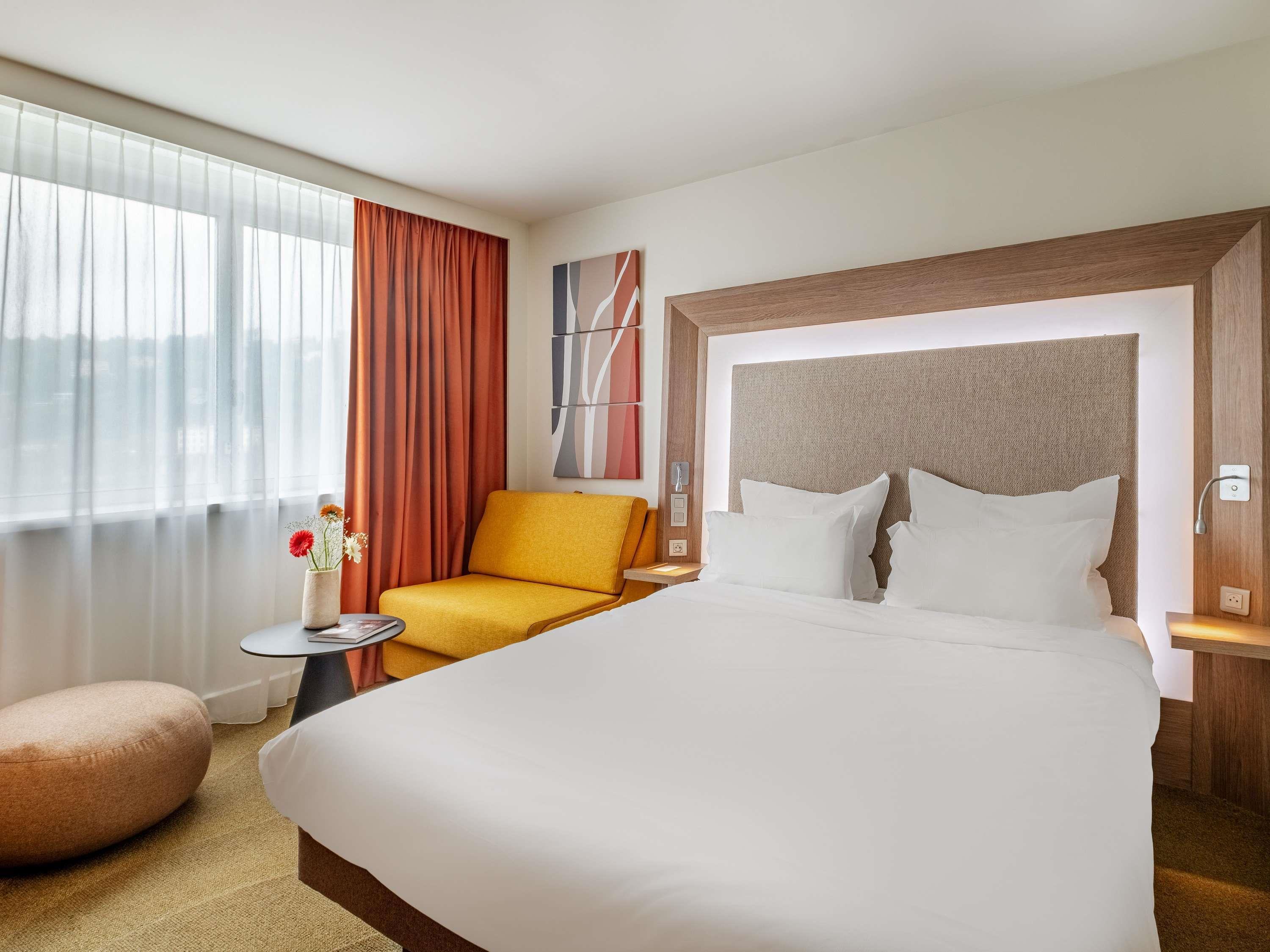 Double Classic Double Bed