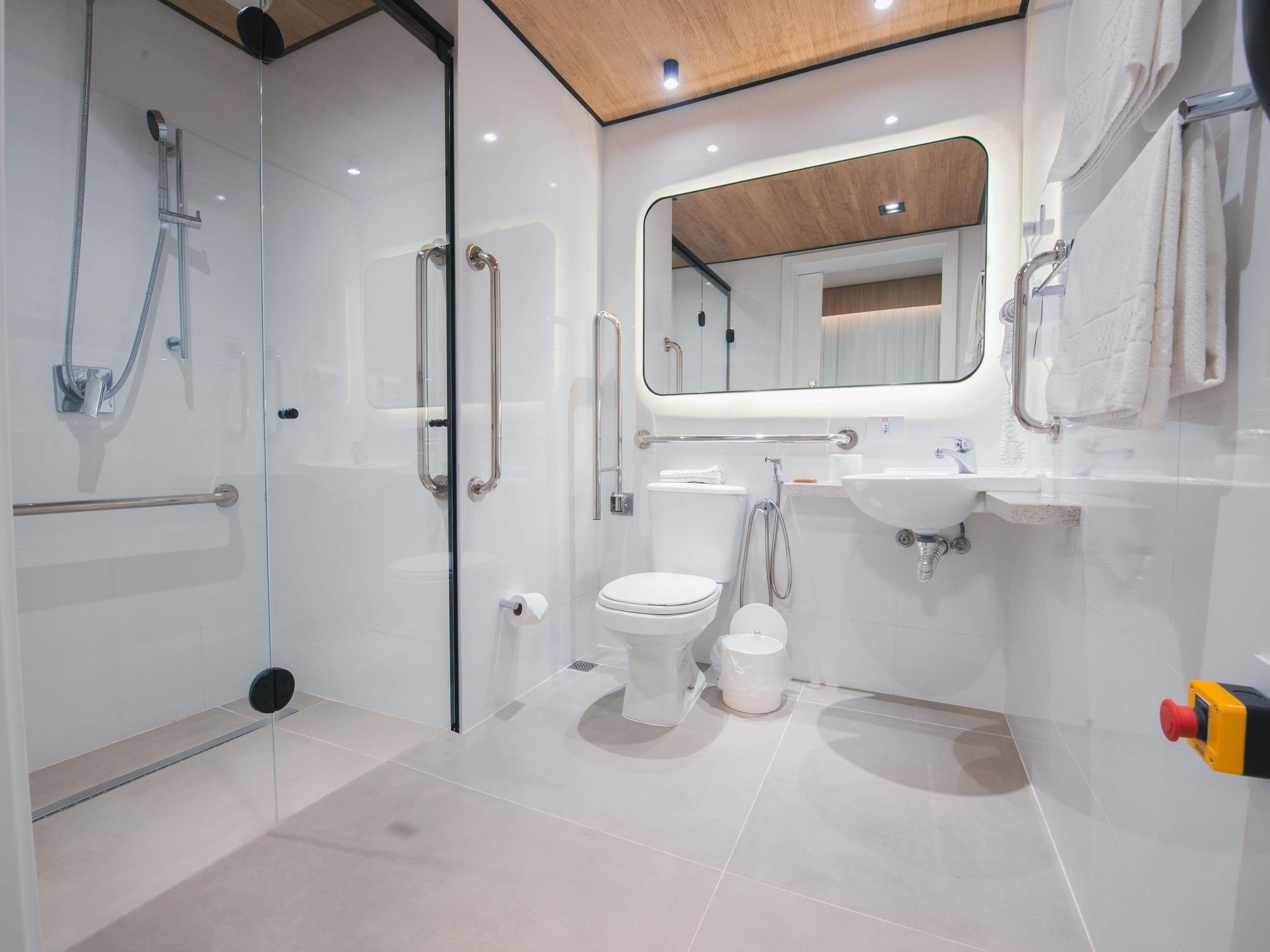 Double Accessible Superior