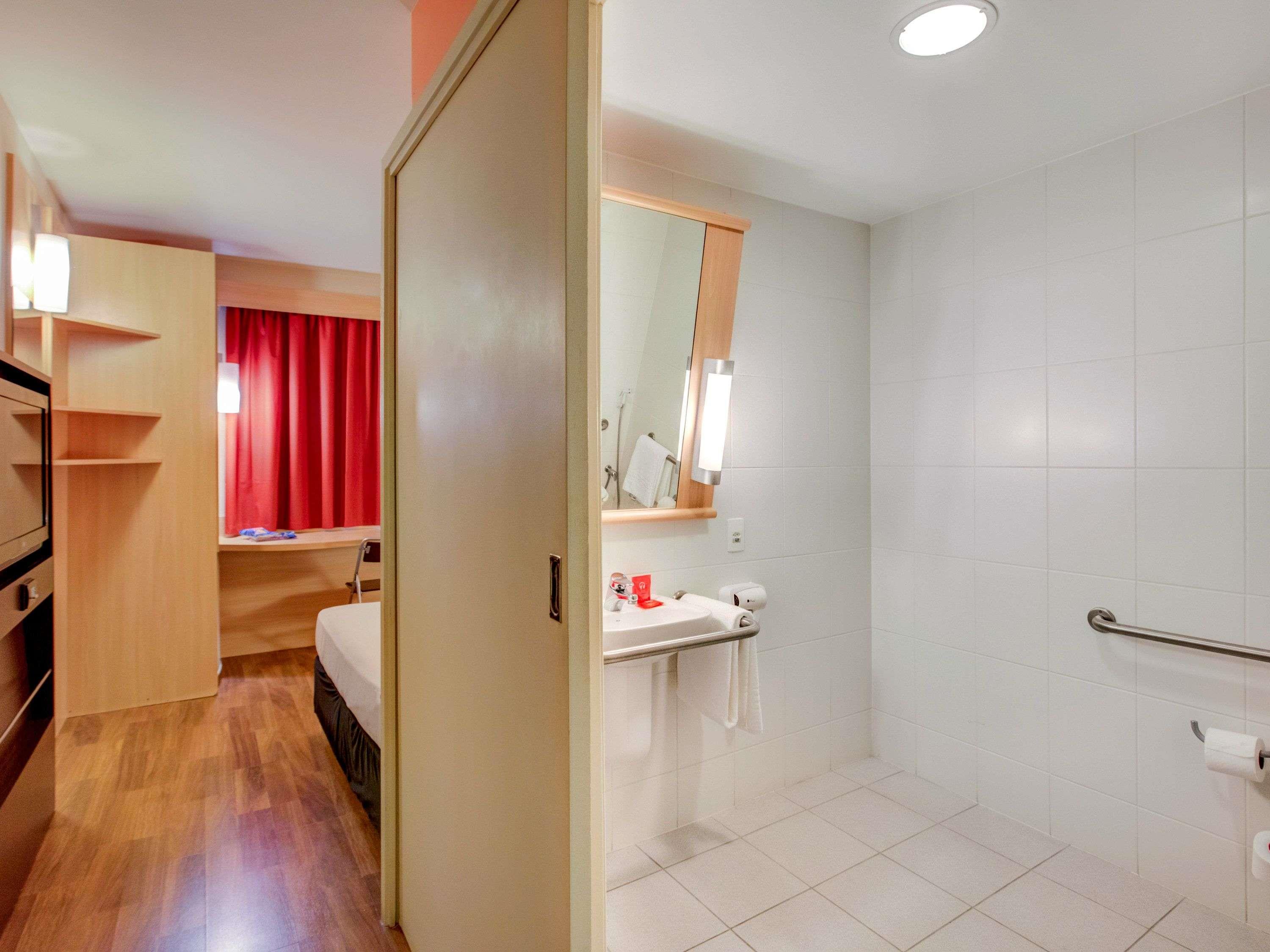 Apartment Accessible
