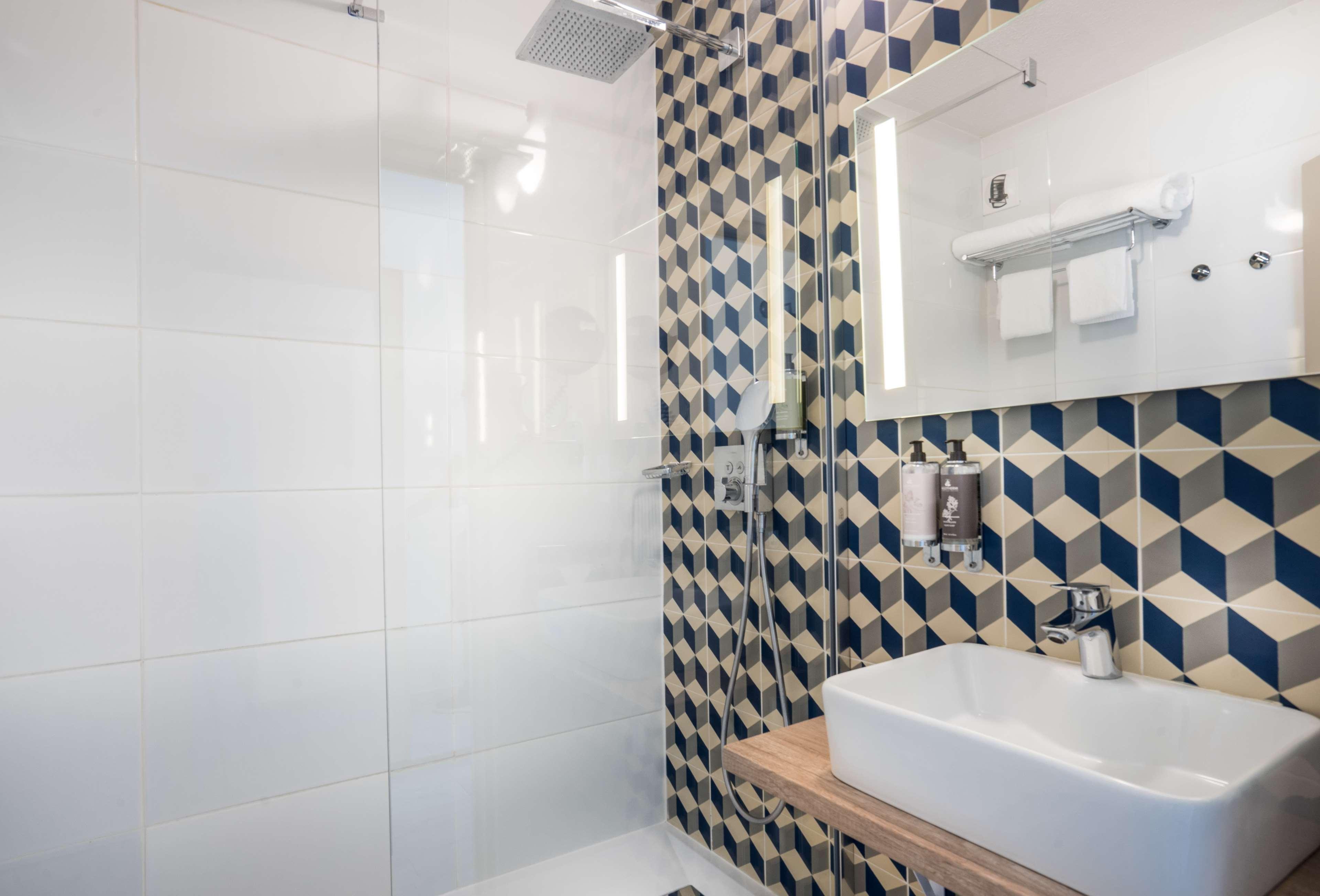 Double or Twin Superior Sea View