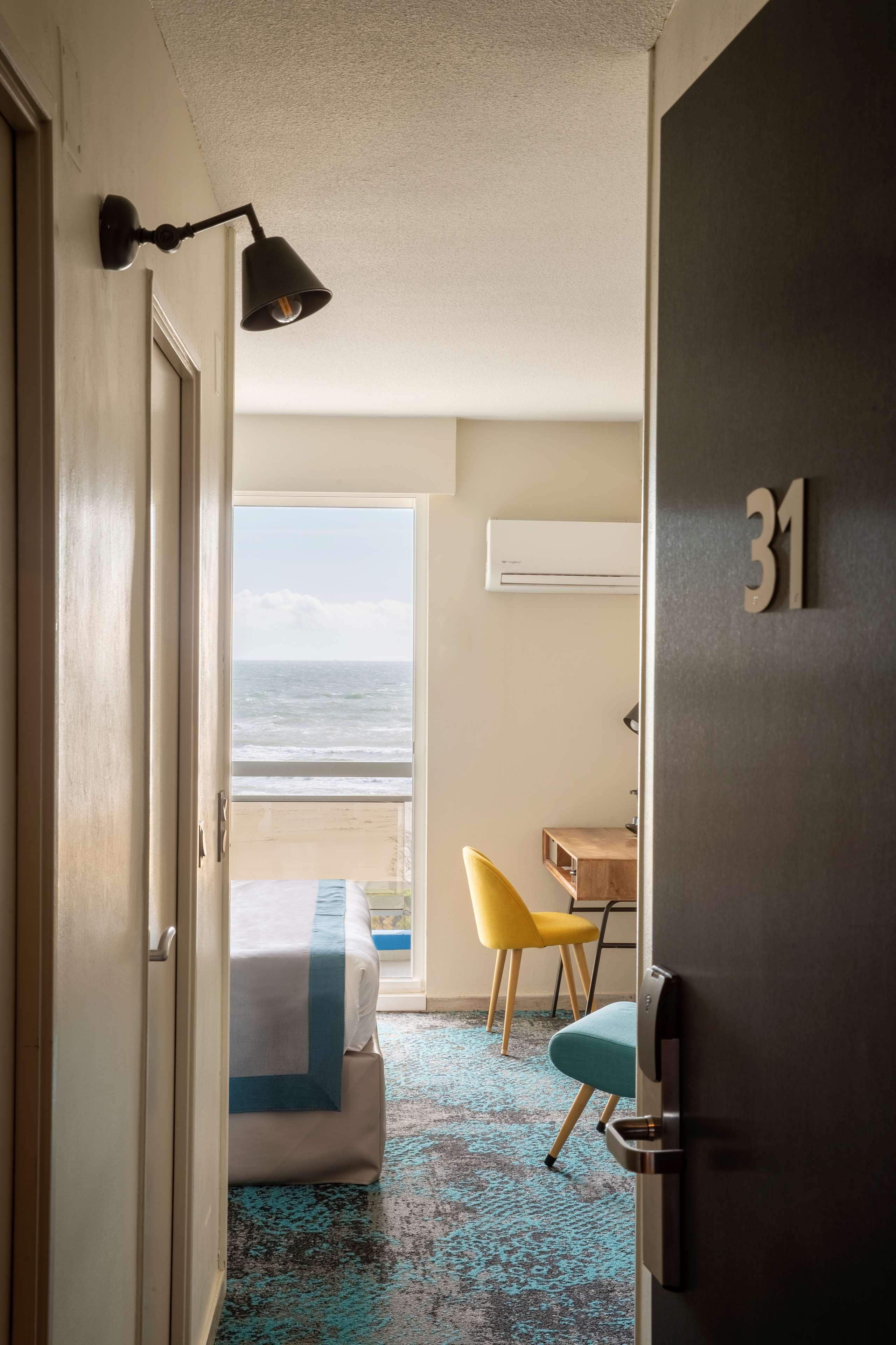 Double or Twin Comfort Sea View