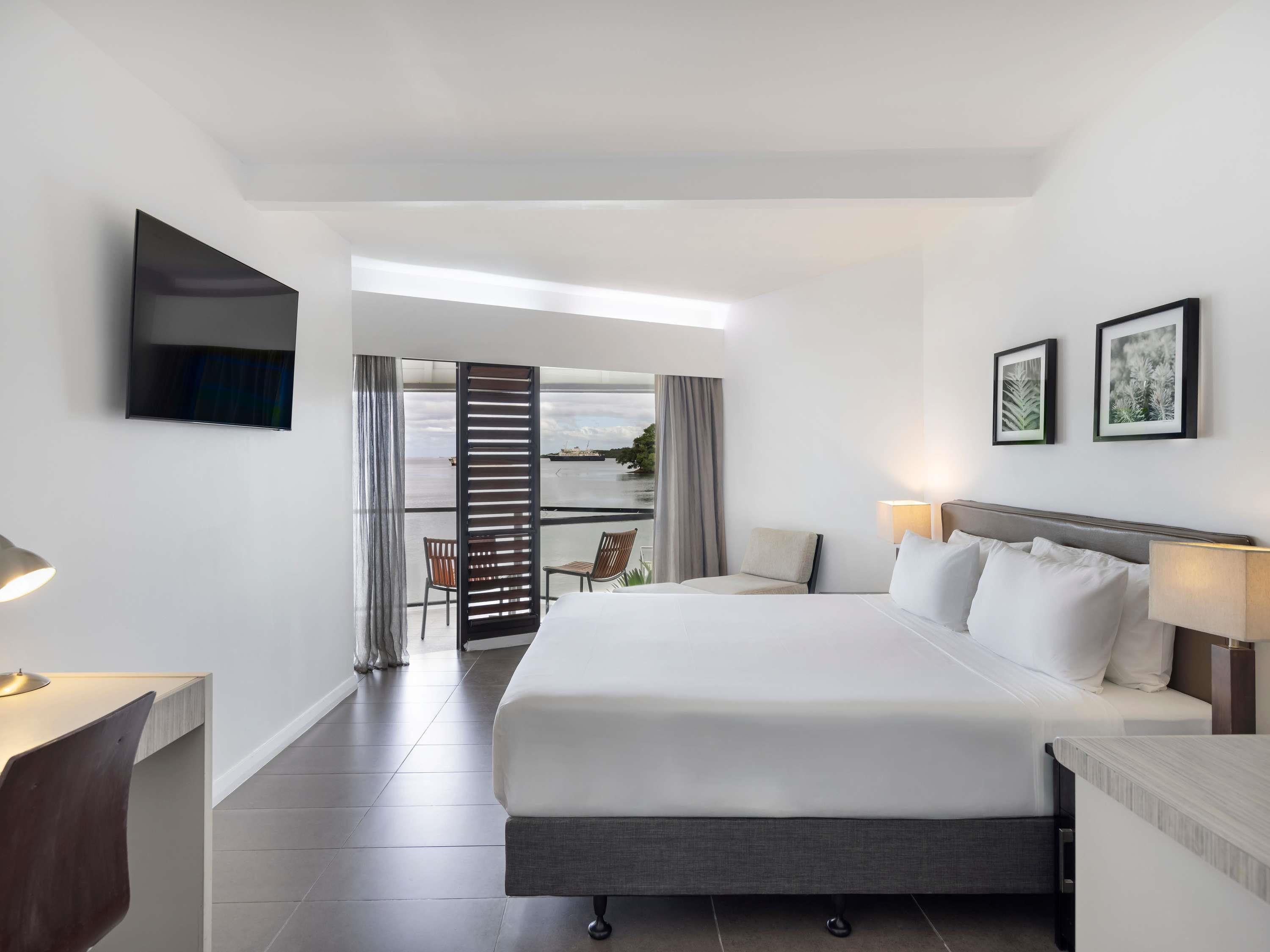 Double Superior Ocean View