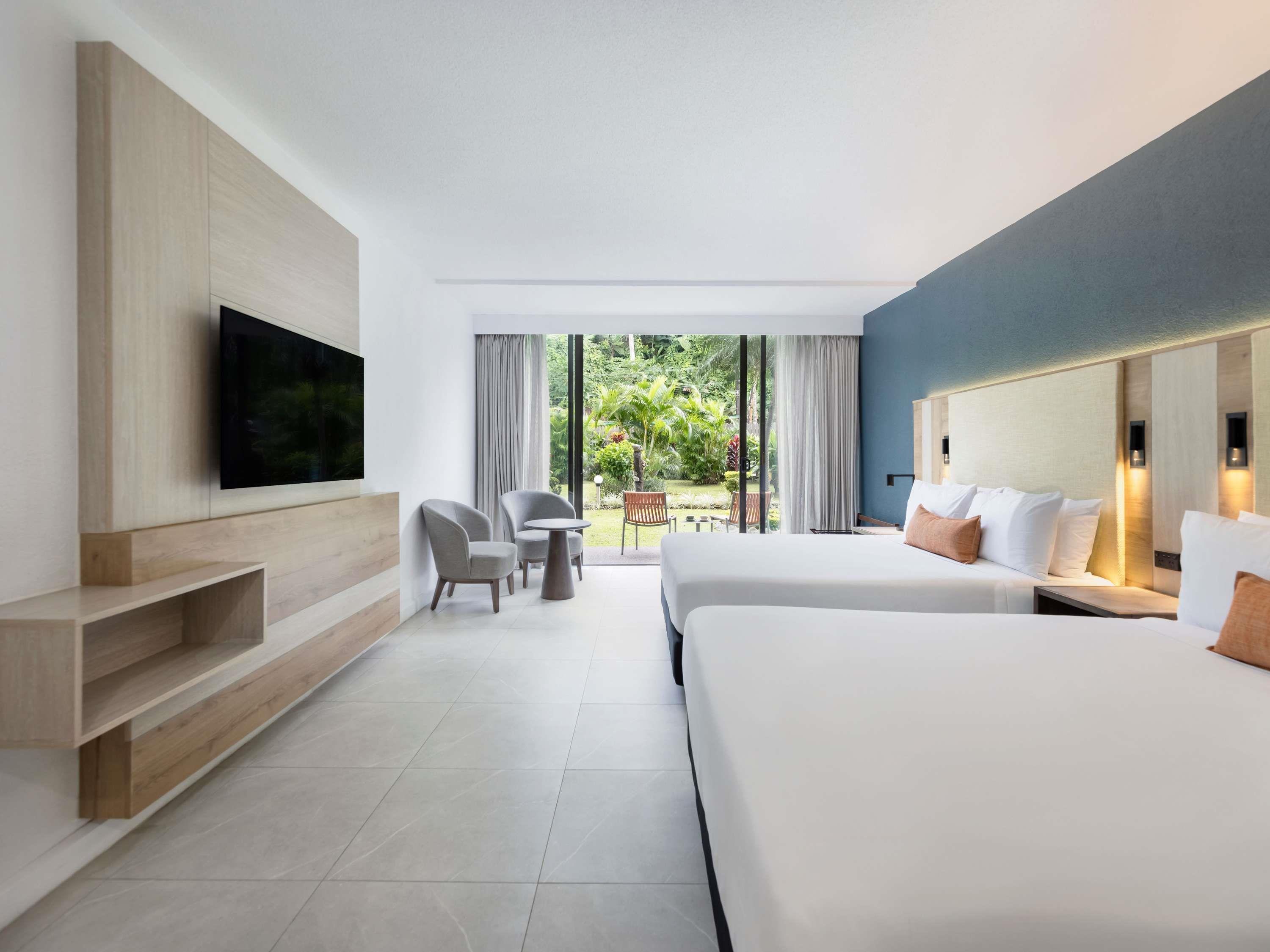 Double Garden View Two Queen Beds