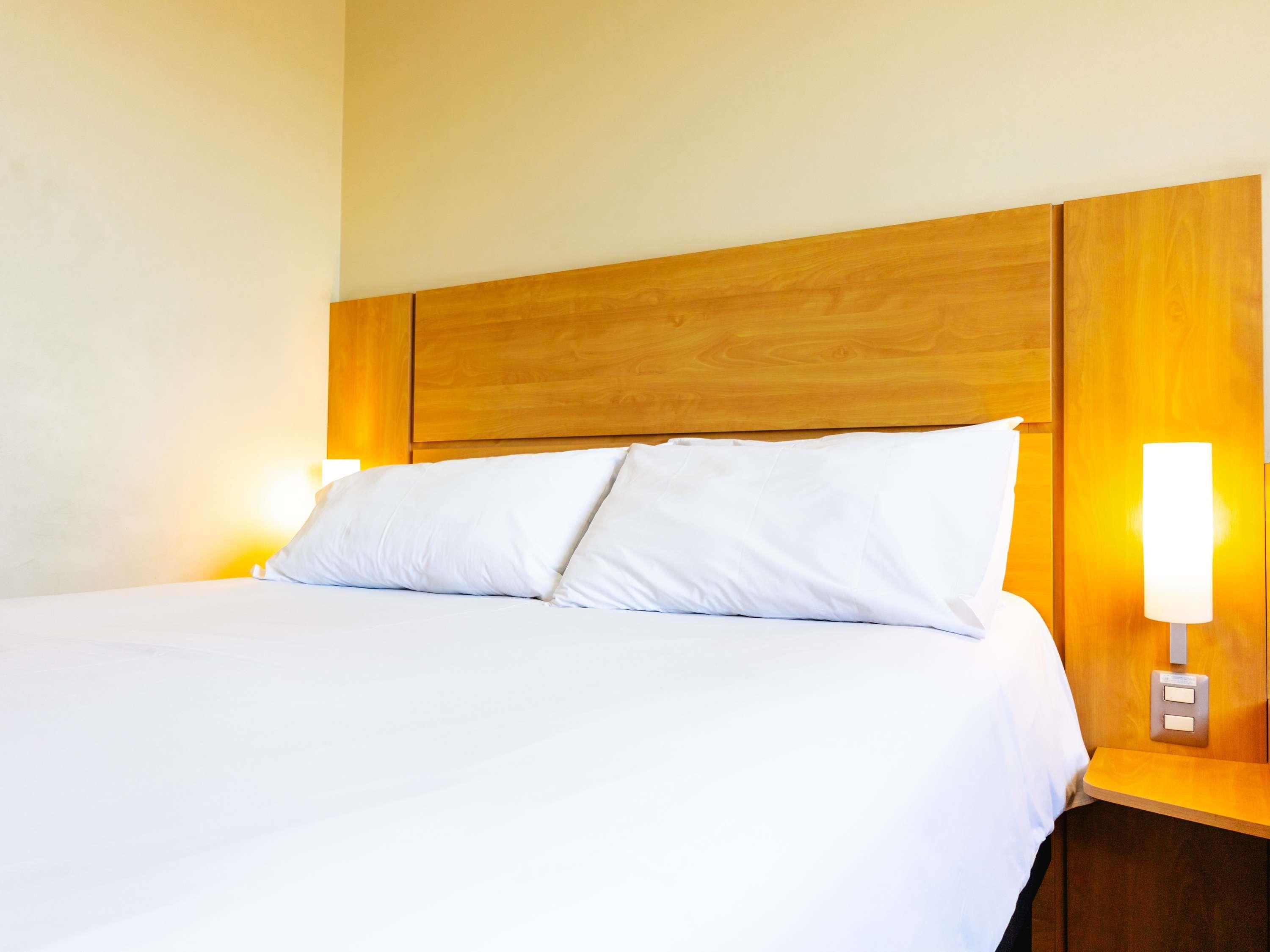 Double Queen Size Bed