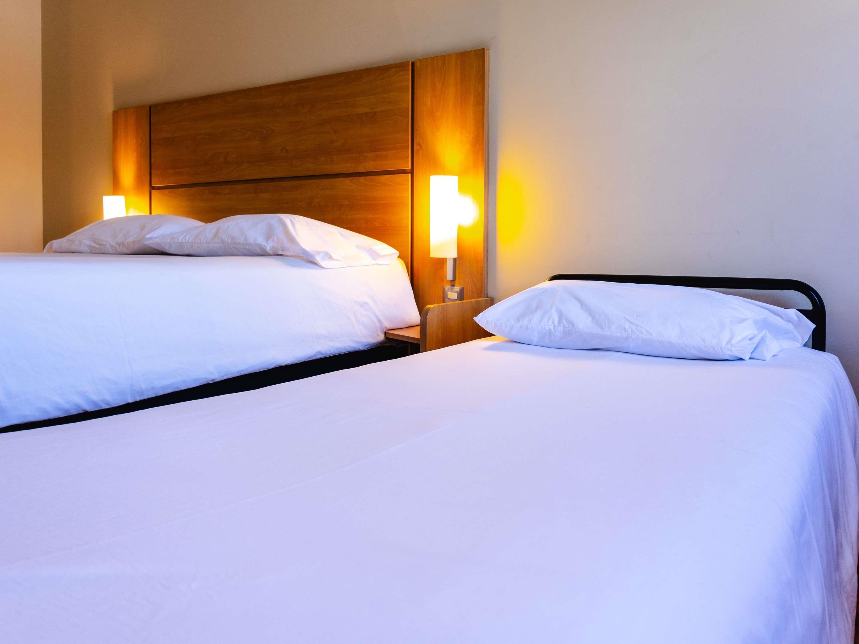 Double Queen Size Bed