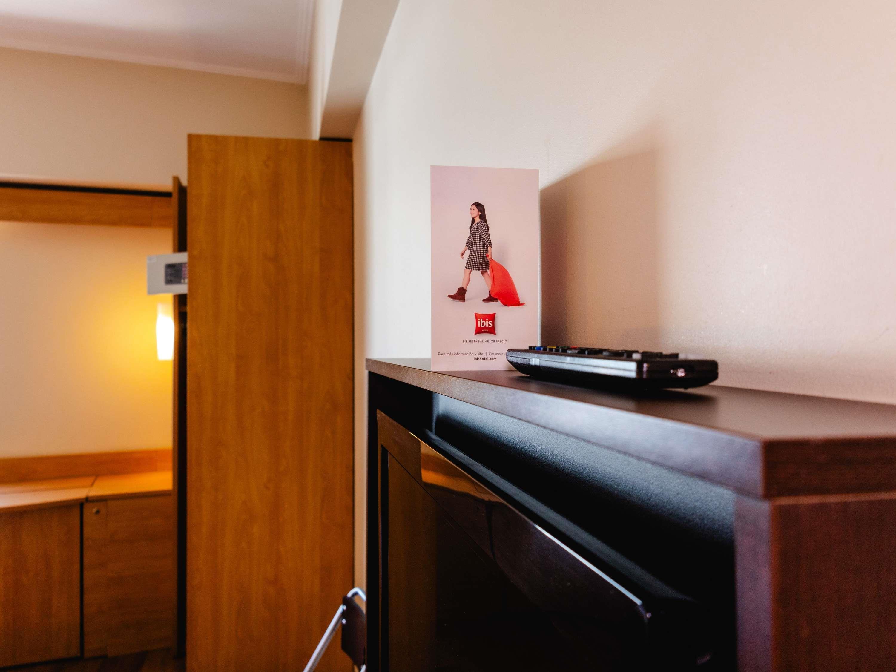 Double Queen Size Bed