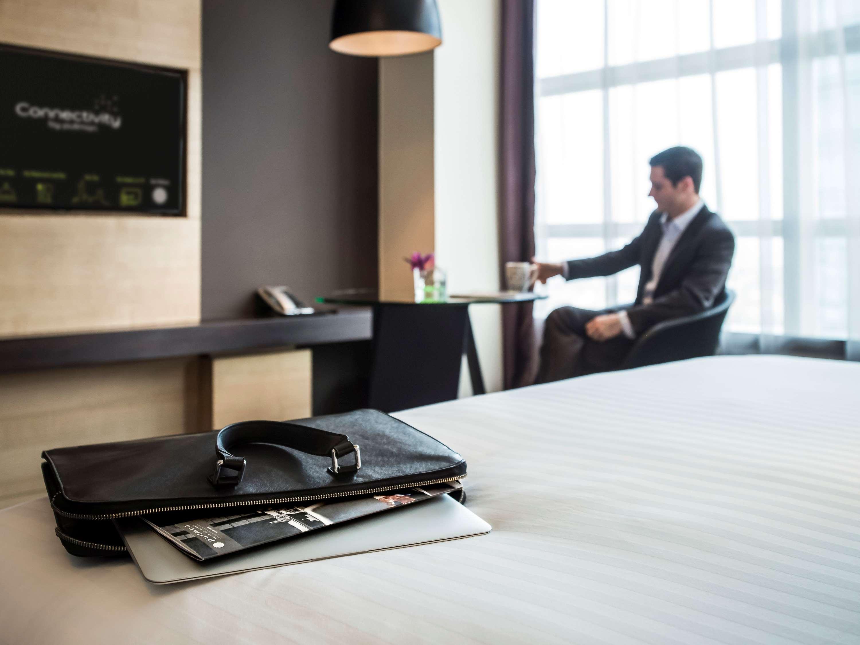 Double Deluxe King Bed