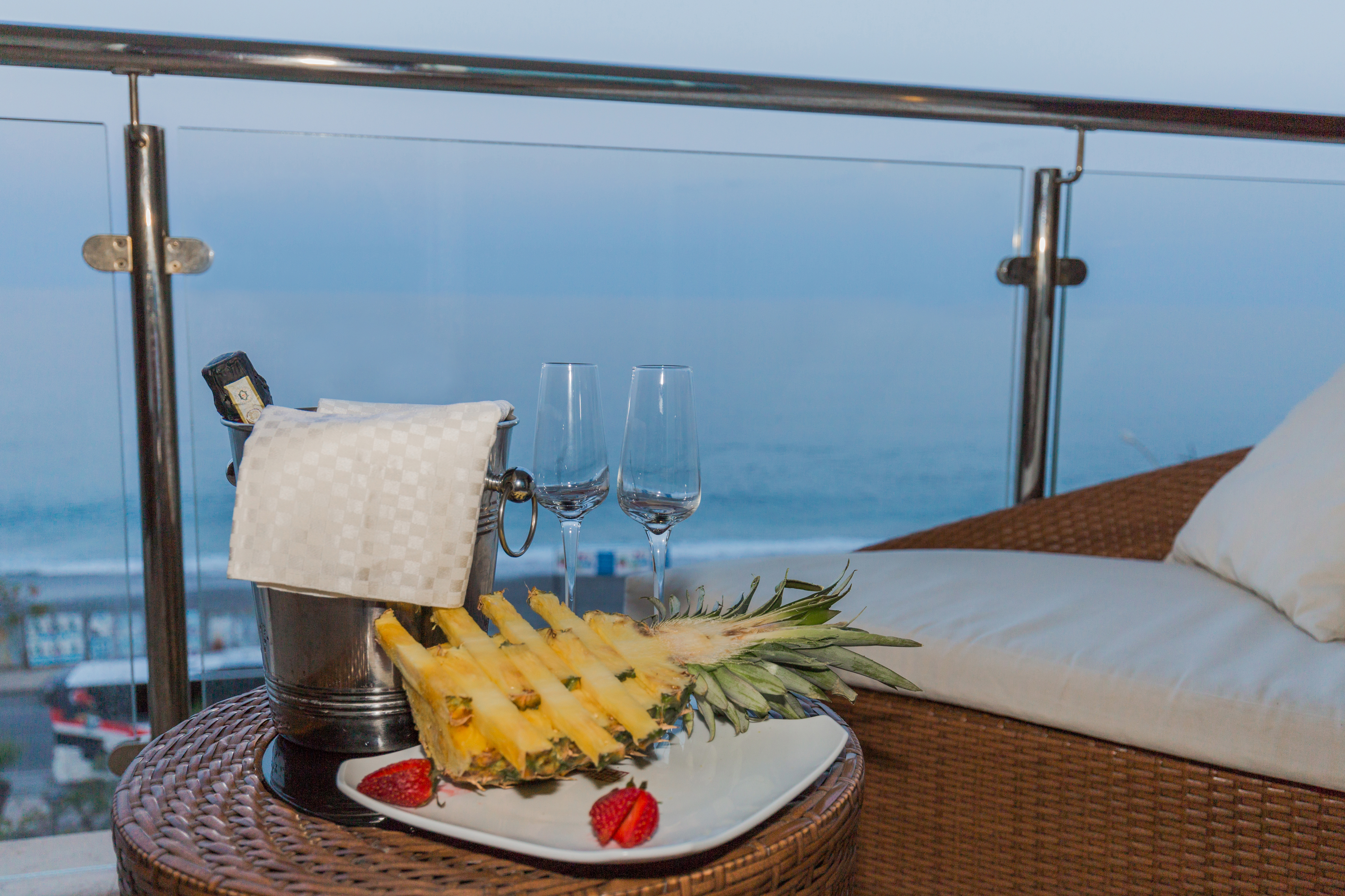 Double or Twin Deluxe Sea View