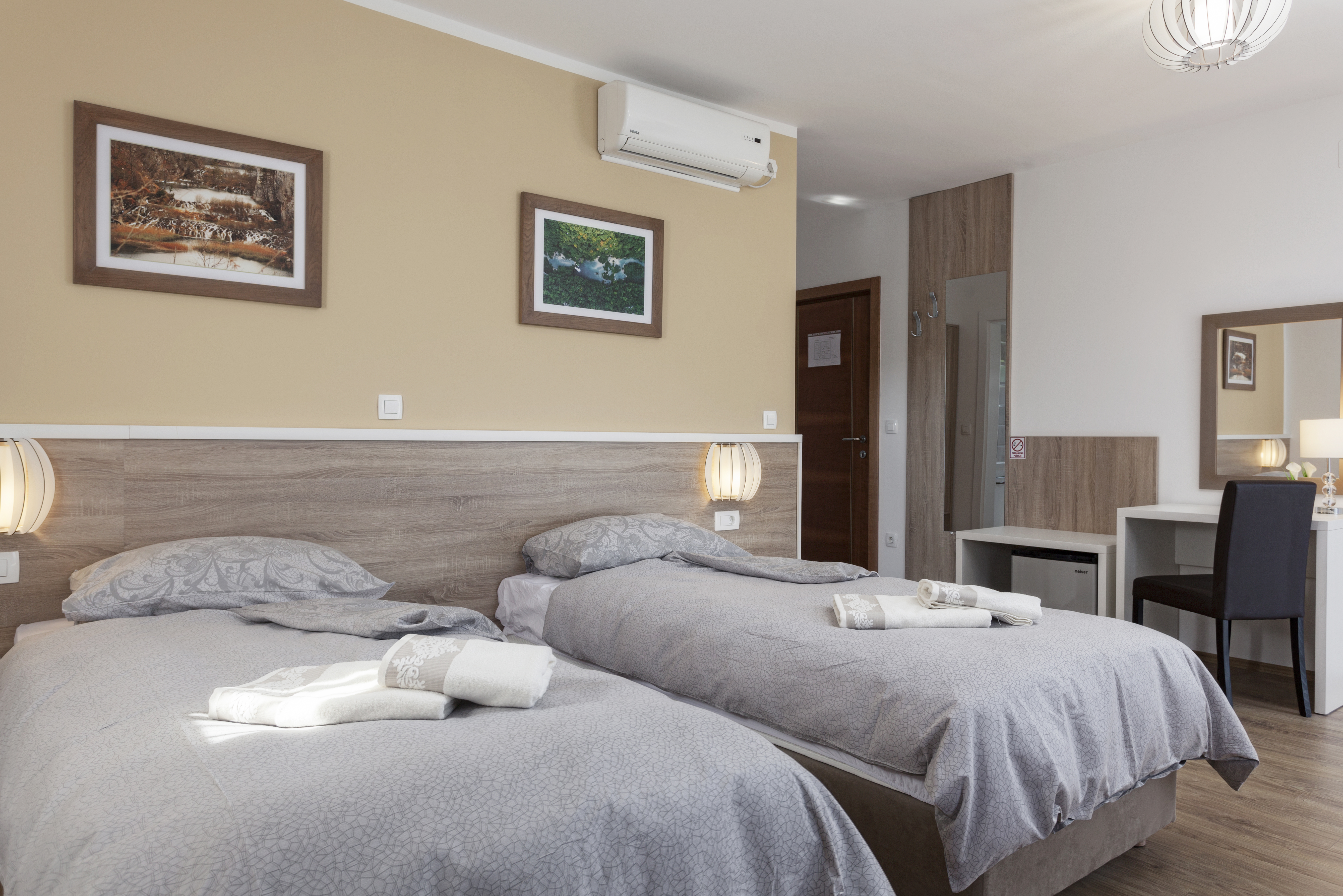 Double or Twin Standard