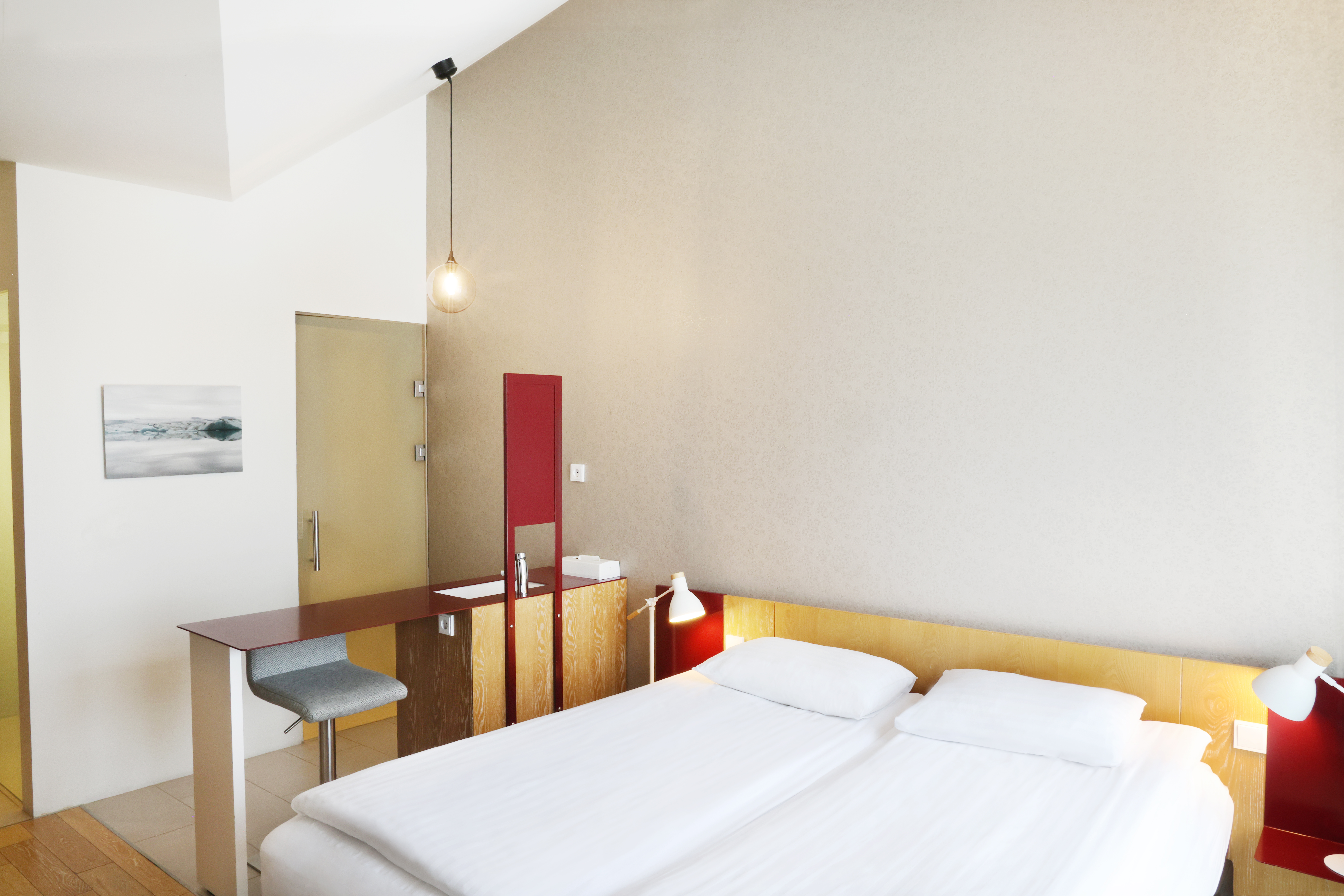 Double or Twin Standard