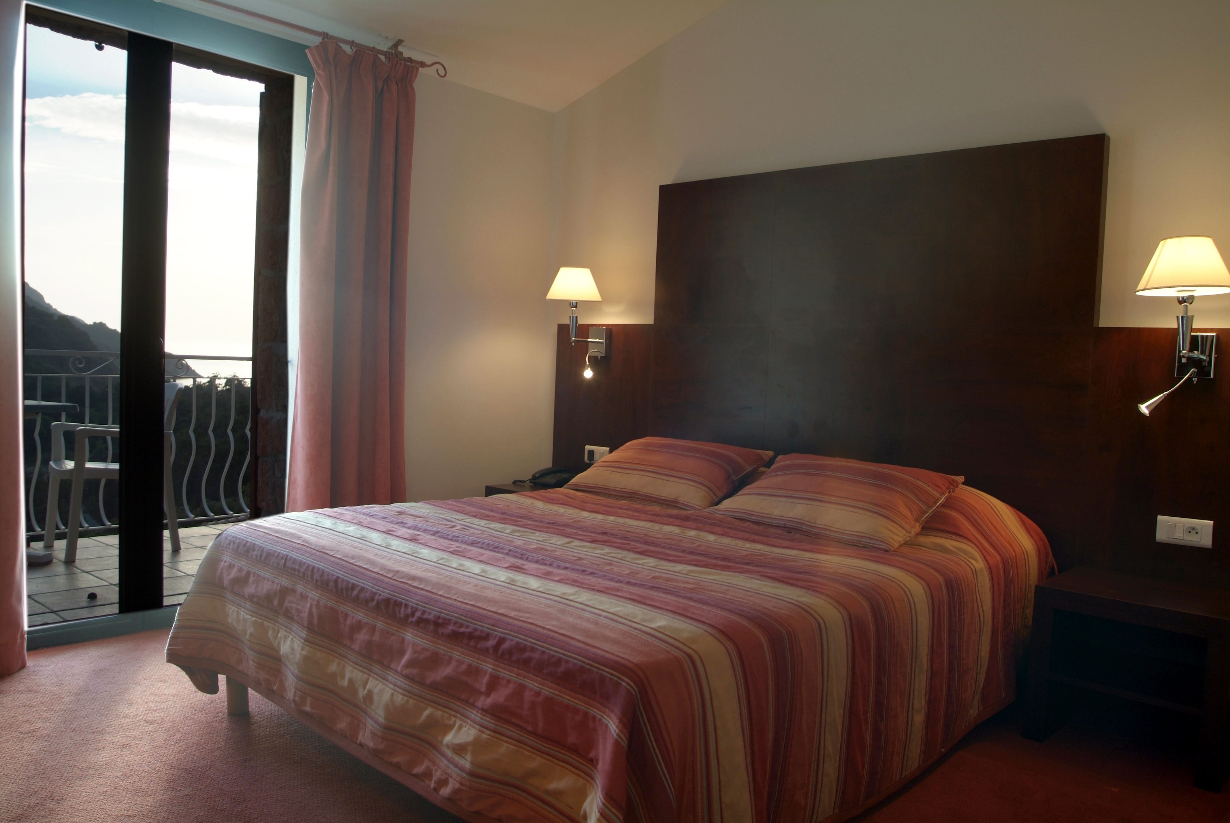 Double or Twin Superior